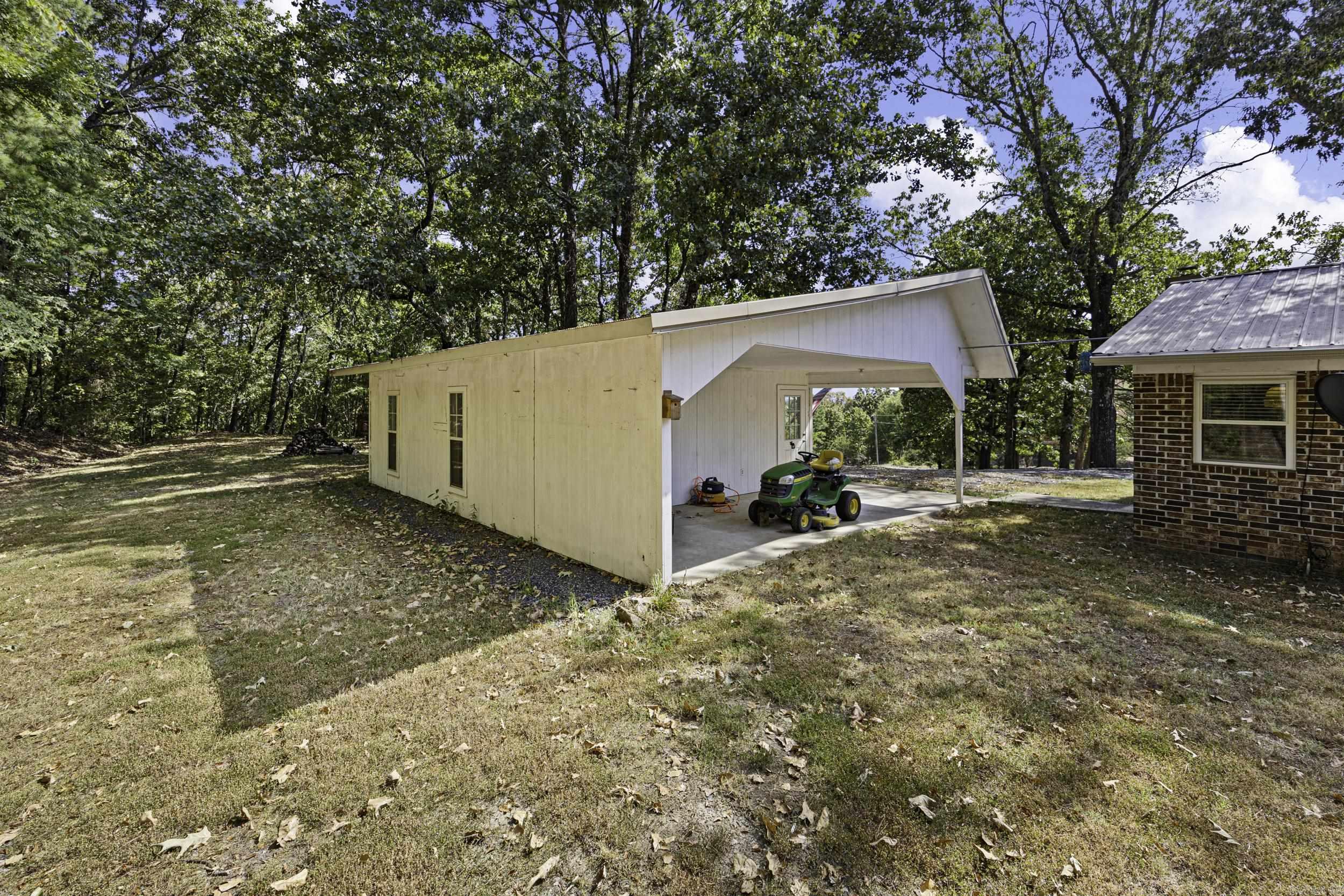 11569 N Highway 307 Property Photo 24
