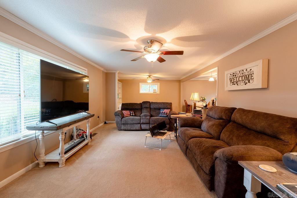 1108 Dobbins Dr. Property Photo 3