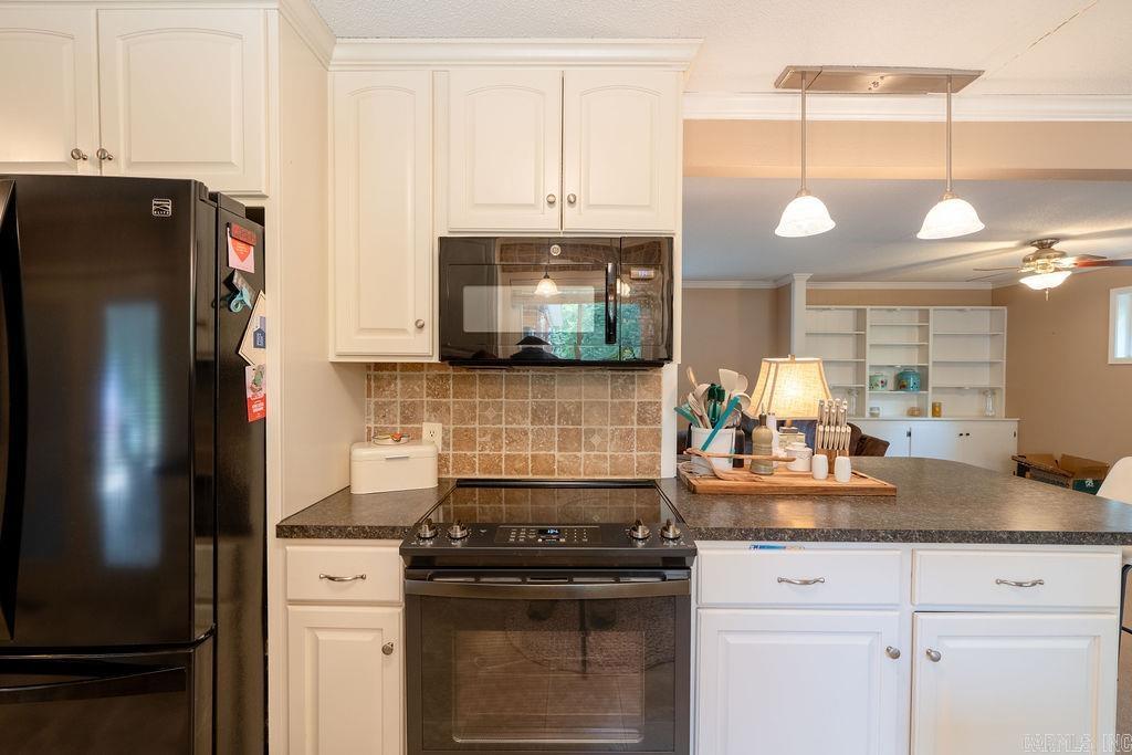 1108 Dobbins Dr. Property Photo 10