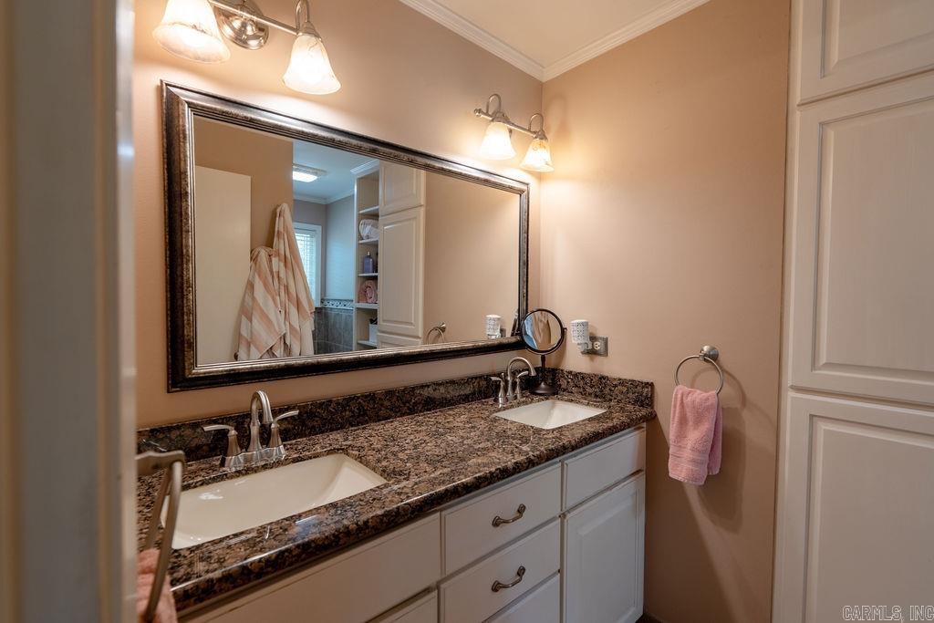 1108 Dobbins Dr. Property Photo 25