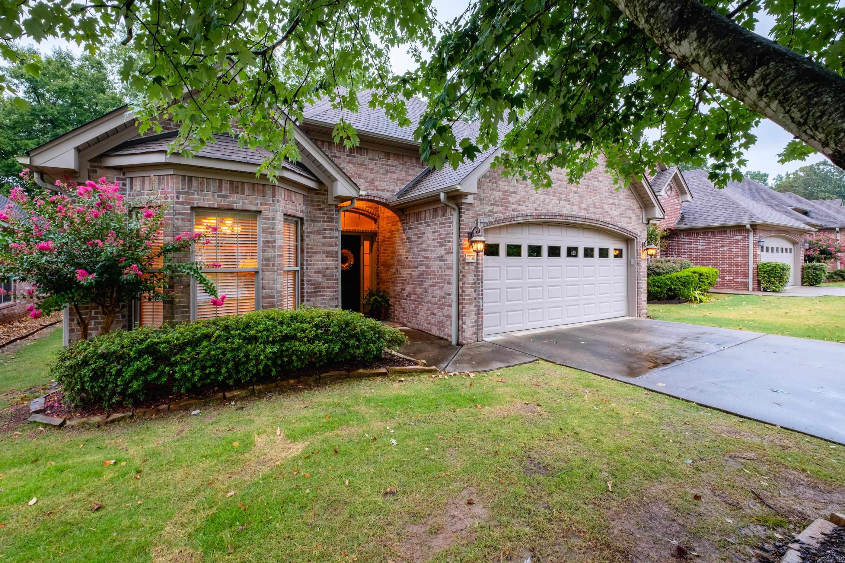 138 Taylor Park Boulevard Property Photo 3