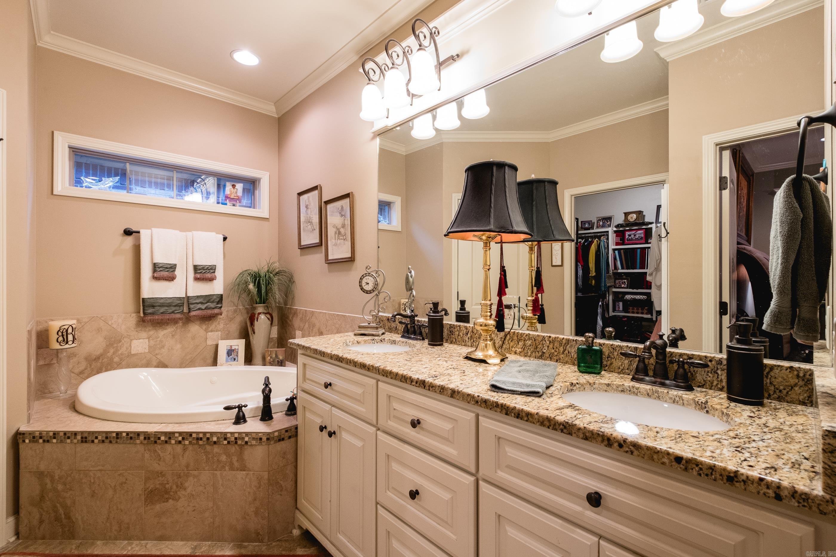 138 Taylor Park Boulevard Property Photo 29