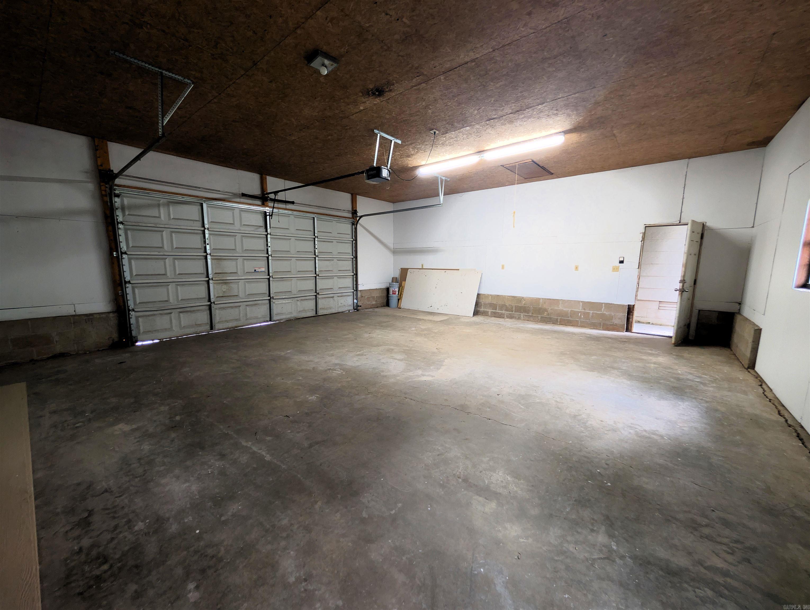 305 Jackson Street Property Photo 12