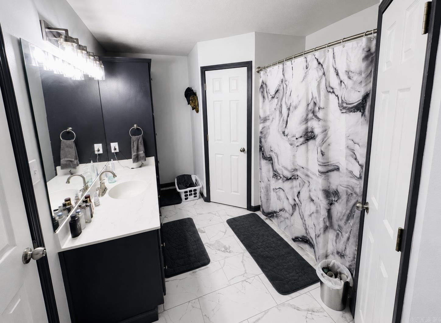 2406 Cherry Creek Circle Property Photo 7