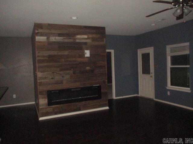 17015 Crooked Oak Dr Property Photo 6