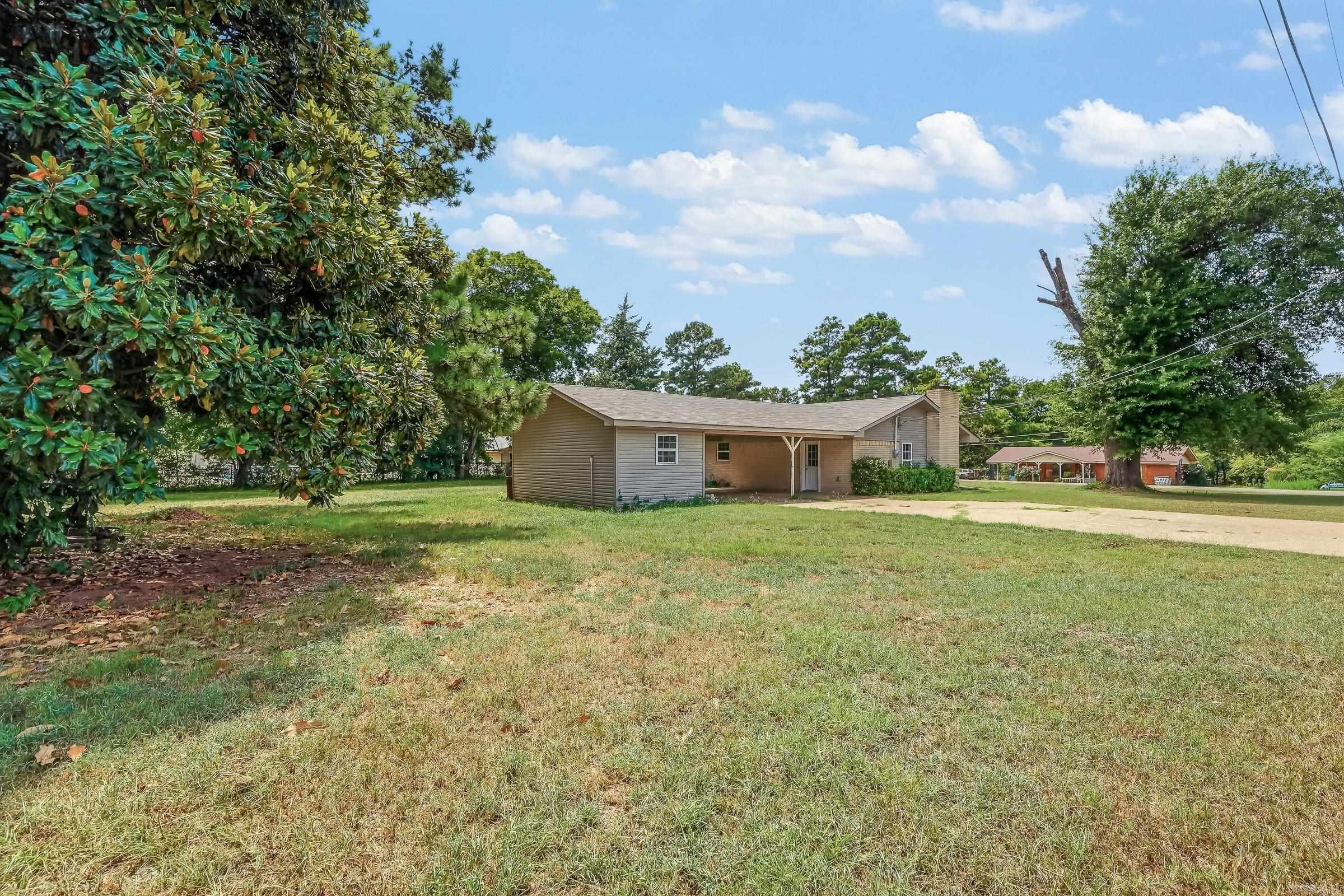 902 Lazenby Property Photo 27