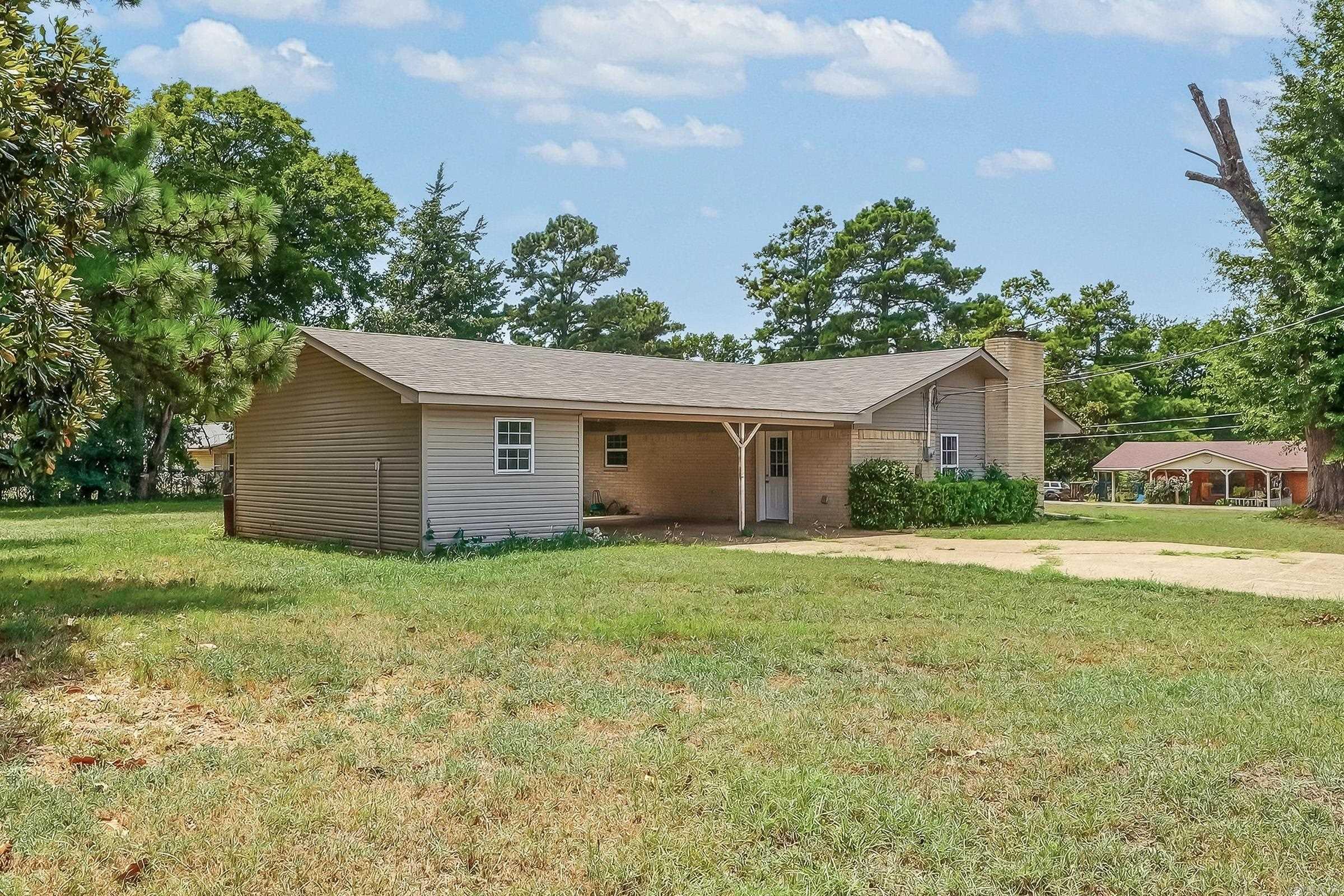 902 Lazenby Property Photo 28