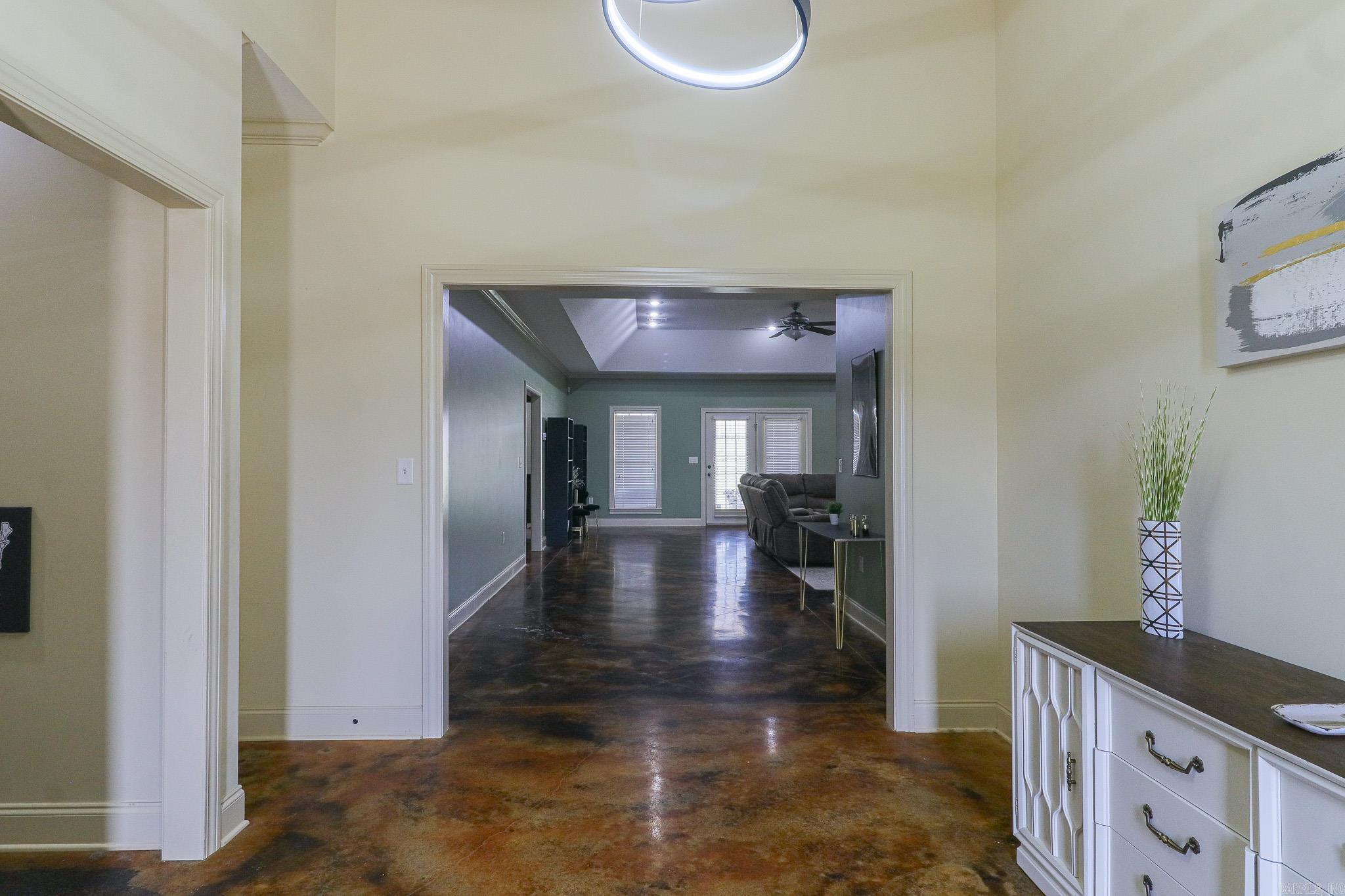 2405 Granite Pointe Property Photo 3