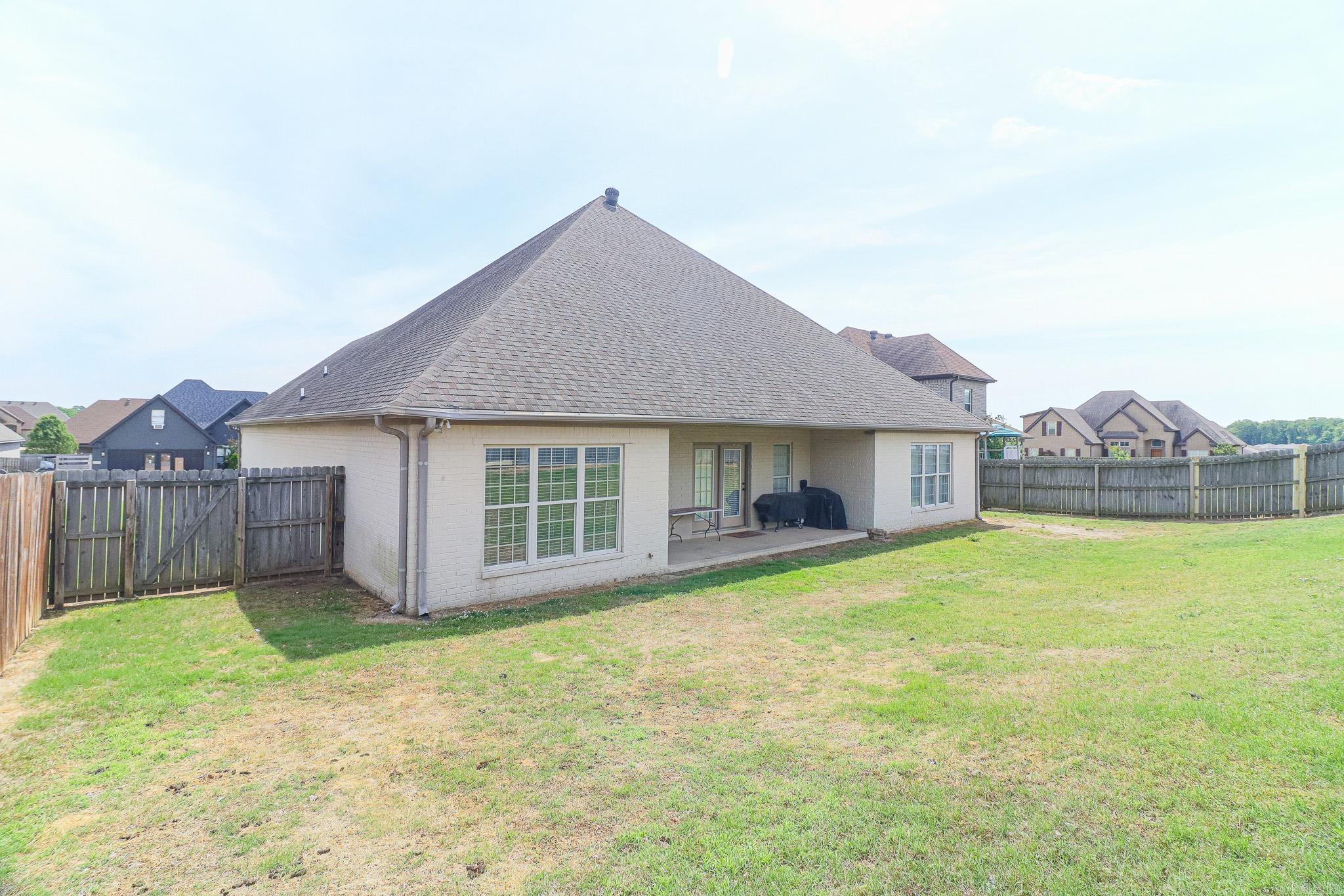 2405 Granite Pointe Property Photo 14