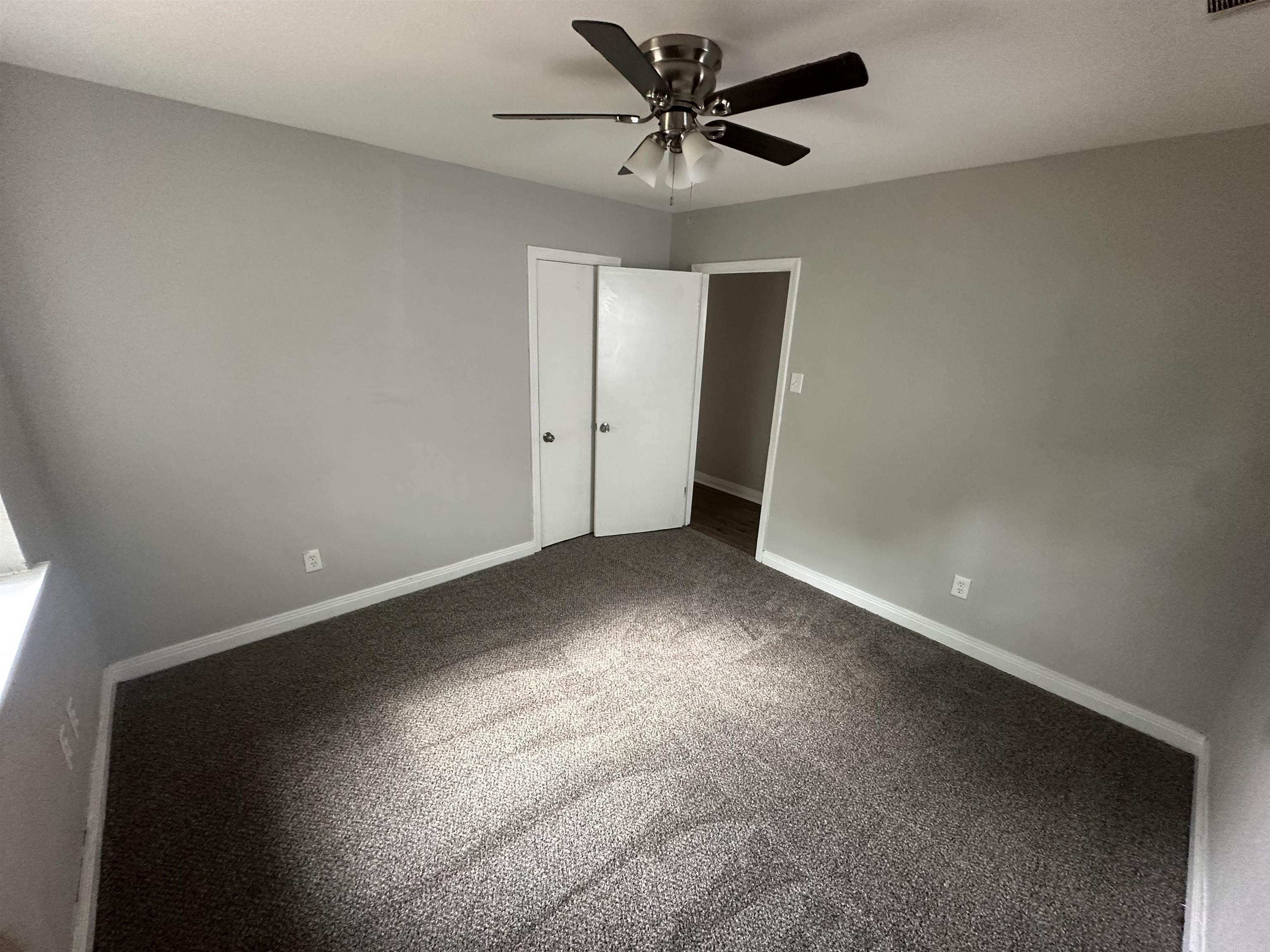 2009 Brown Street Property Photo 11