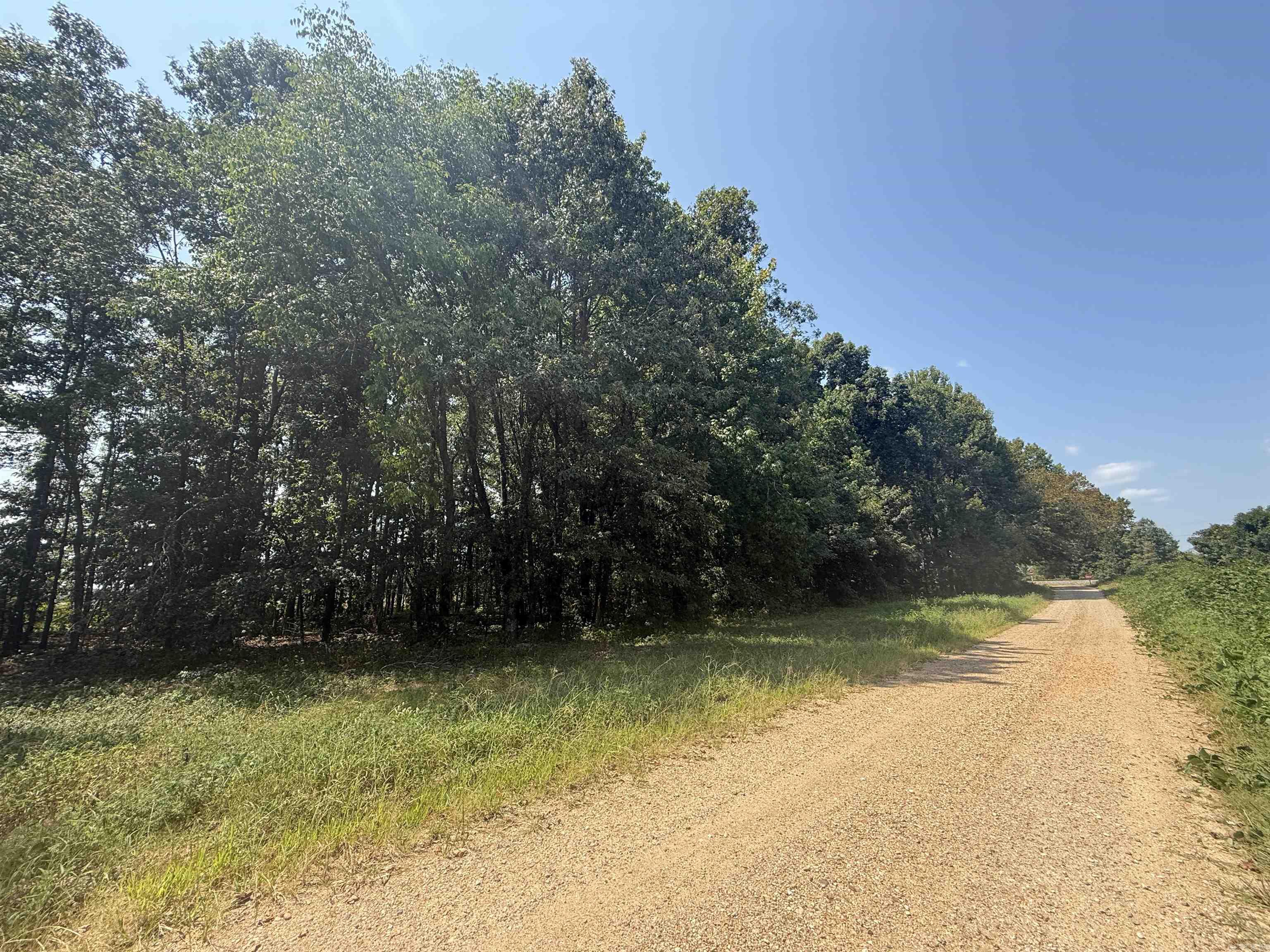 2 Ac Gr 906 Rd Property Photo 1