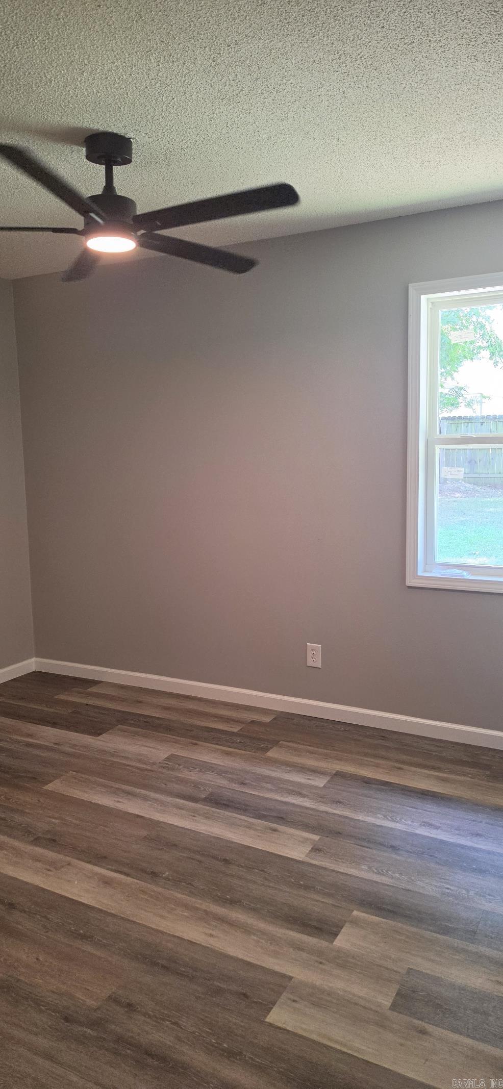 1410 Kimberly Property Photo 12