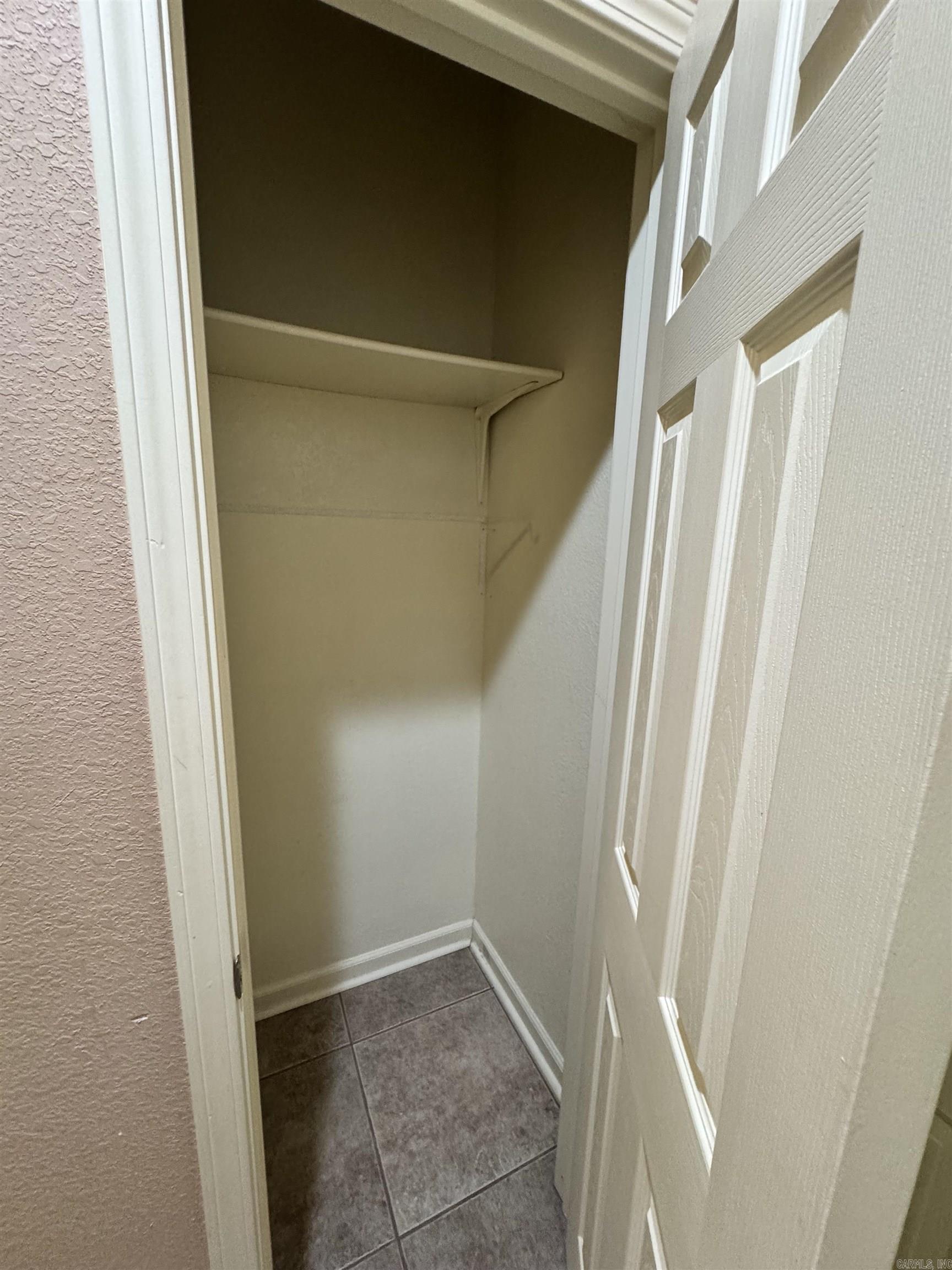 117b Shadow Peak Lane Property Photo 14