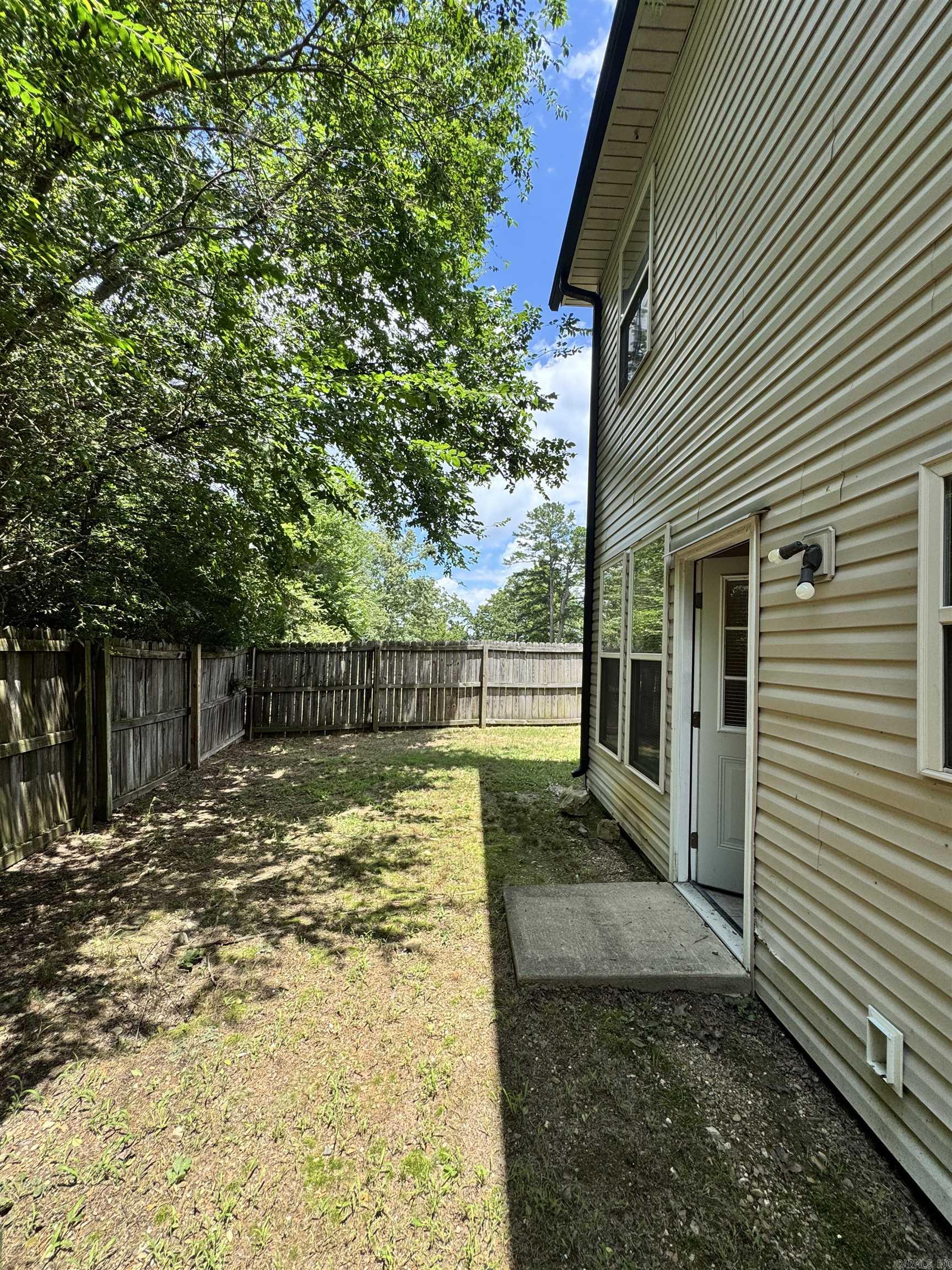 117b Shadow Peak Lane Property Photo 15