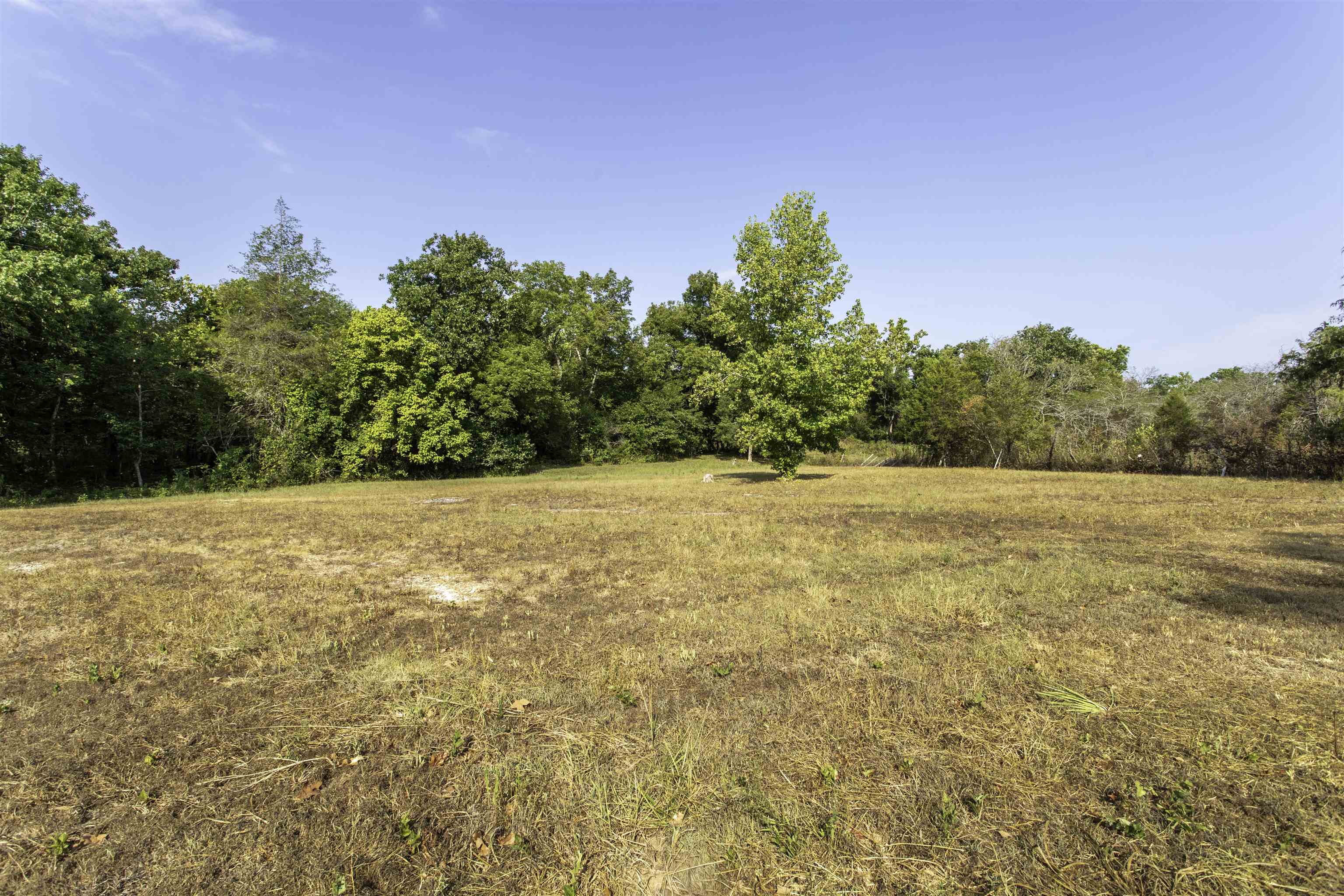 12 Hunter Lane Property Photo 19