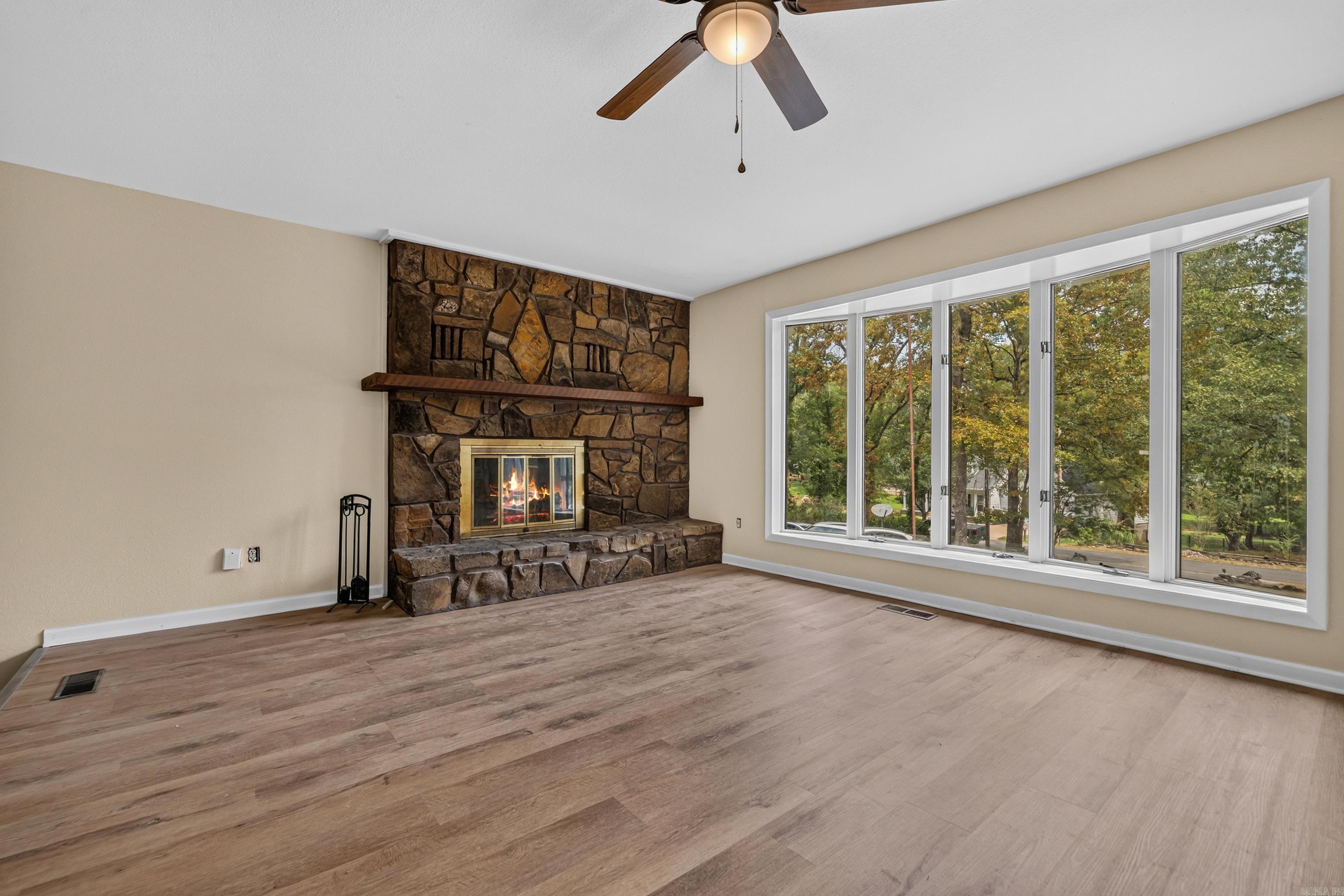 218 Scenic Property Photo 18