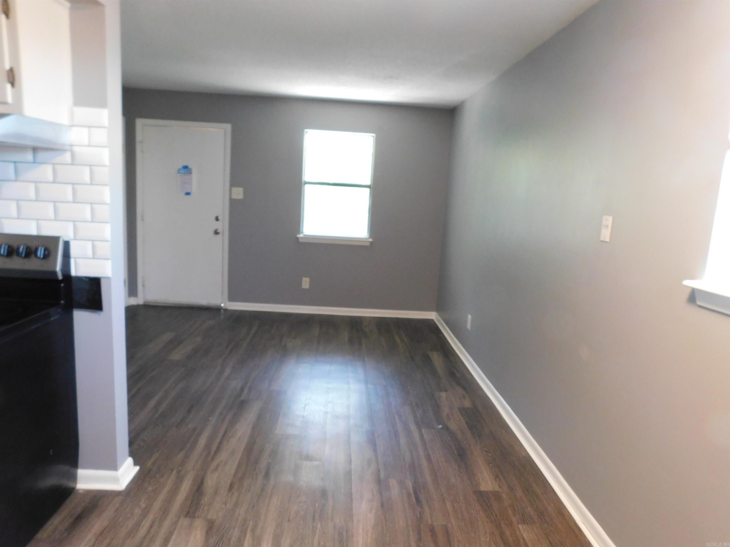 9 Meredith Court Property Photo 3
