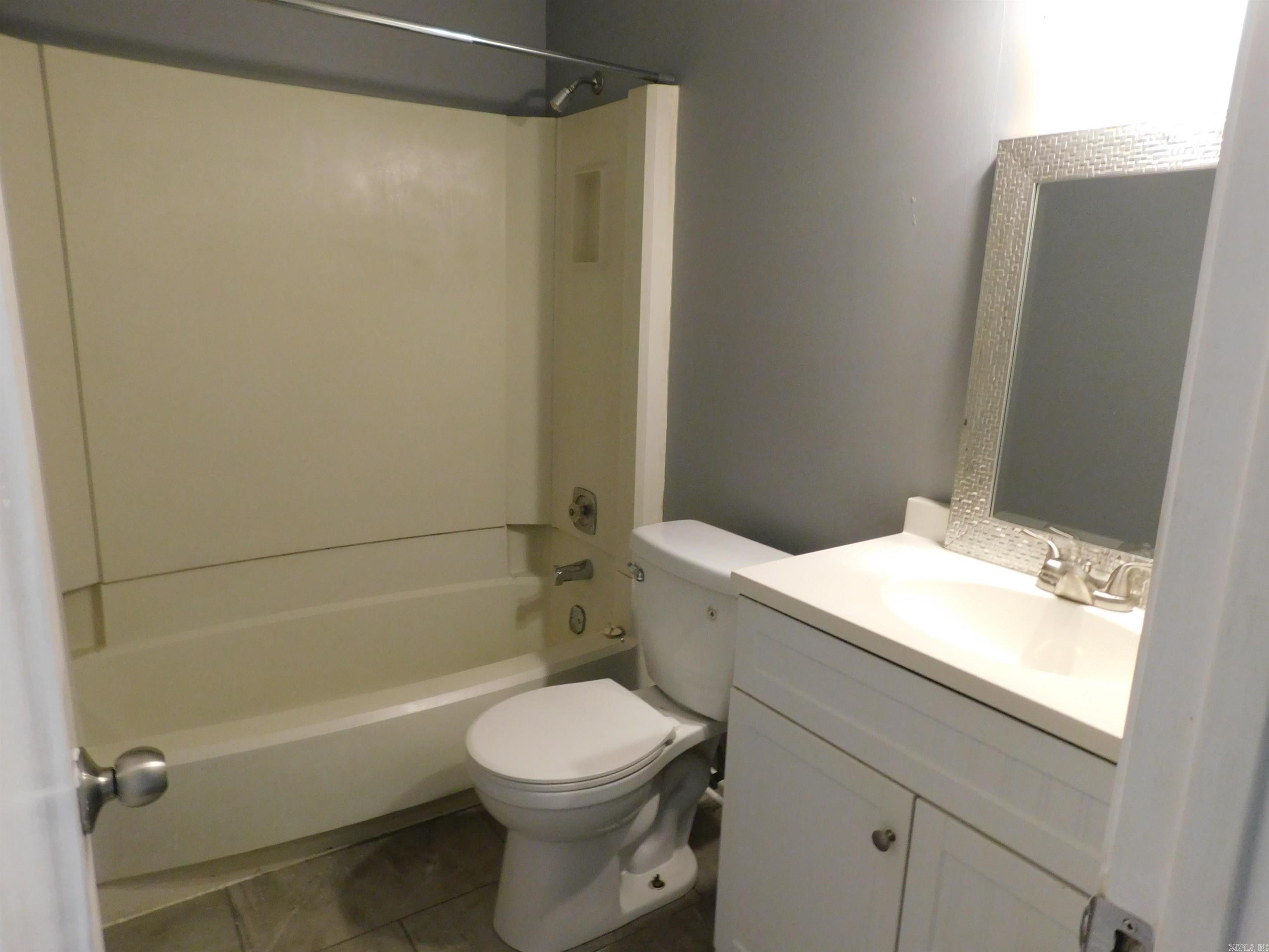 9 Meredith Court Property Photo 5