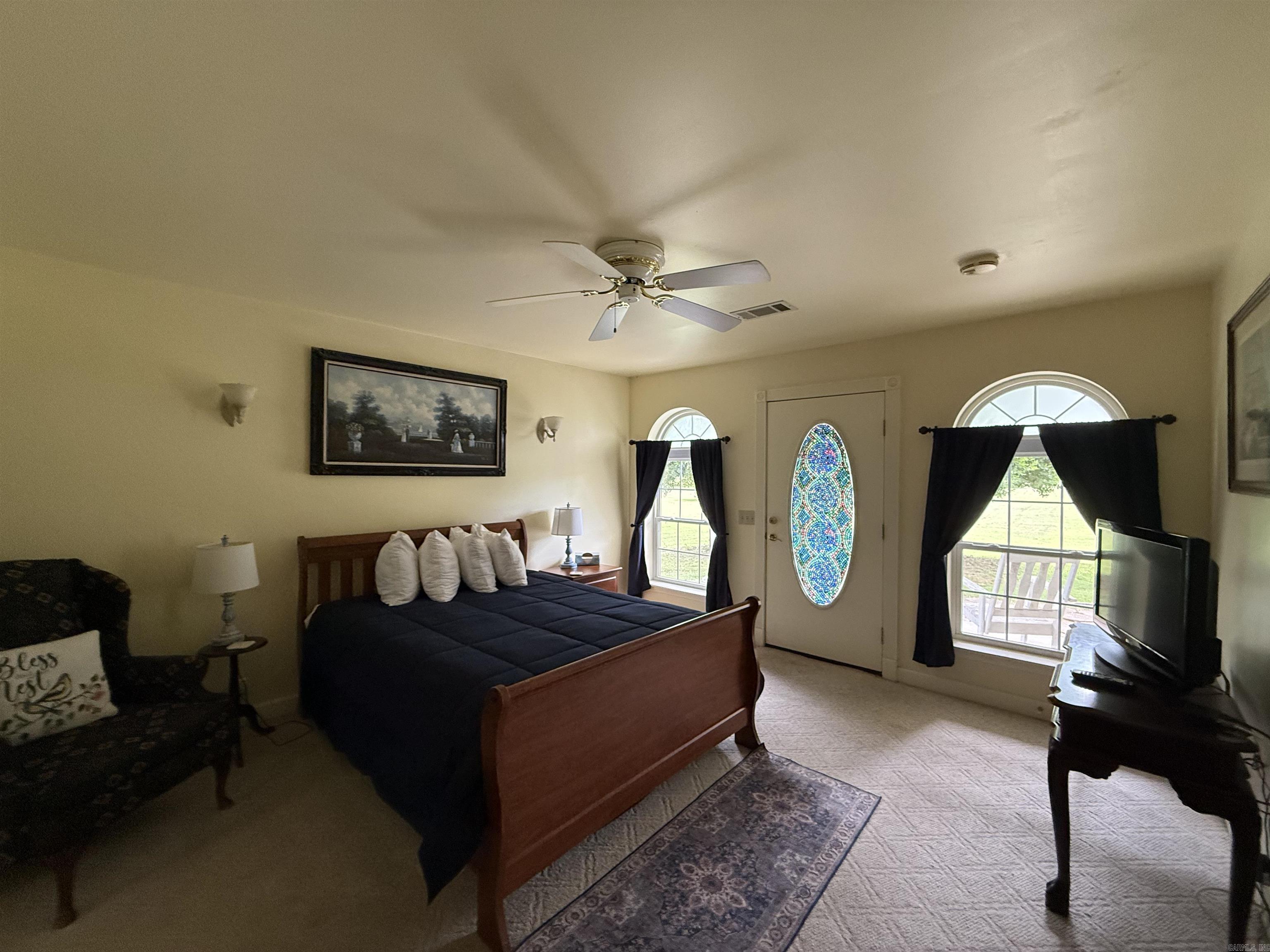 3144 Riverbend Road Property Photo 21