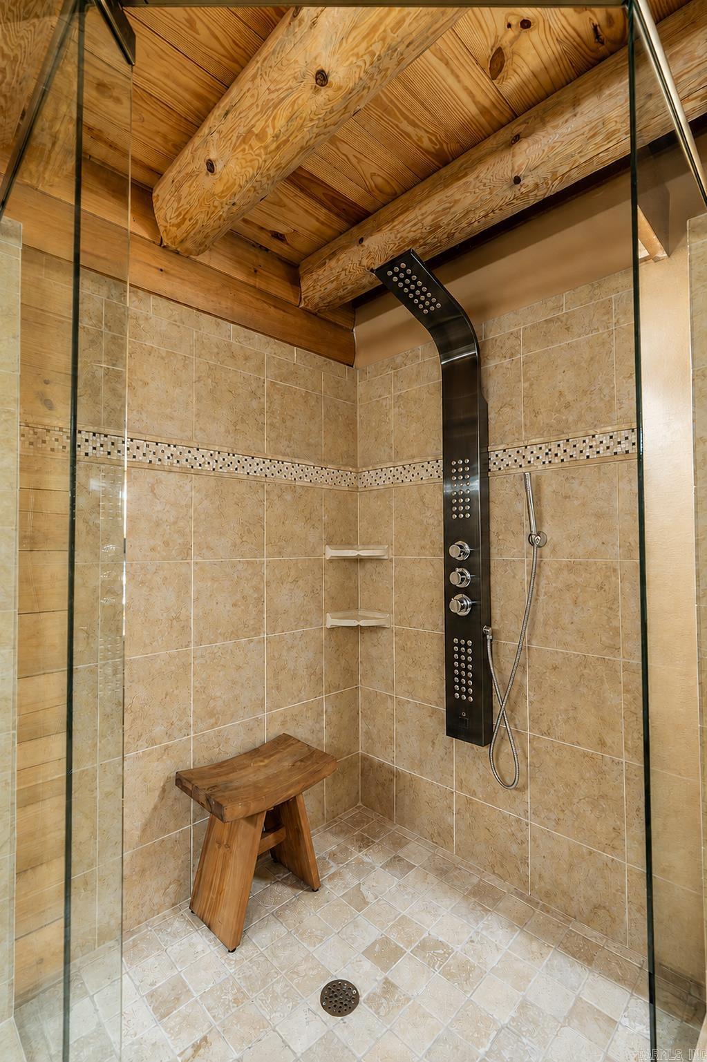 3359 Riverbend Road Property Photo 19