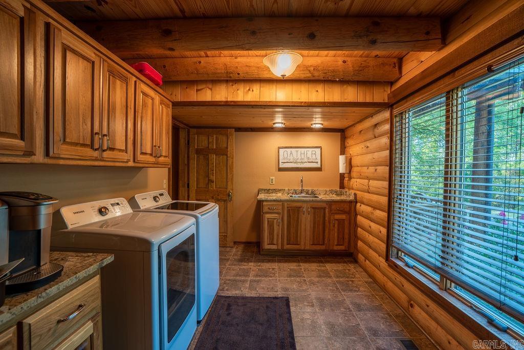 3359 Riverbend Road Property Photo 23