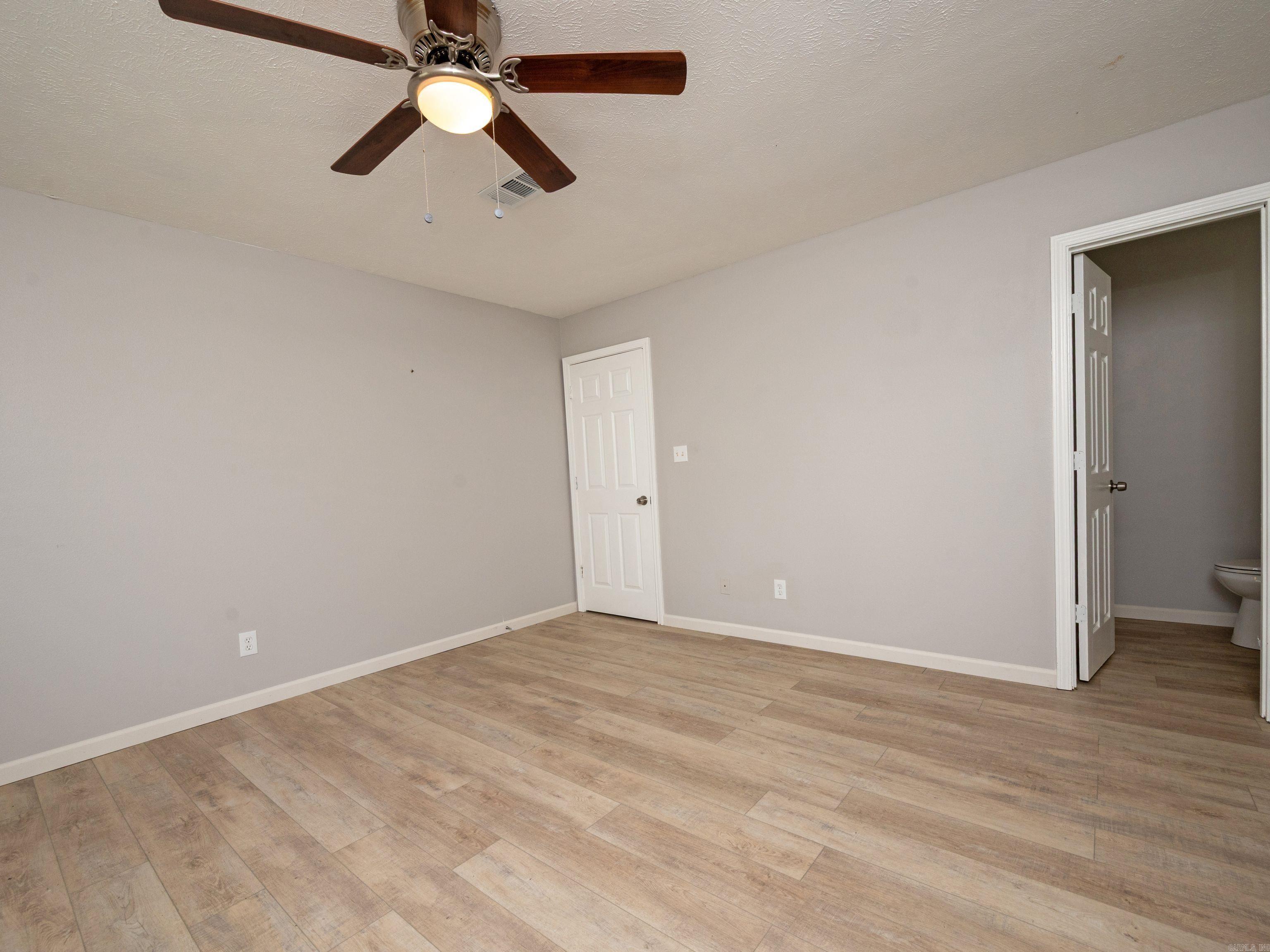 15 A Rolling Creek Property Photo 15