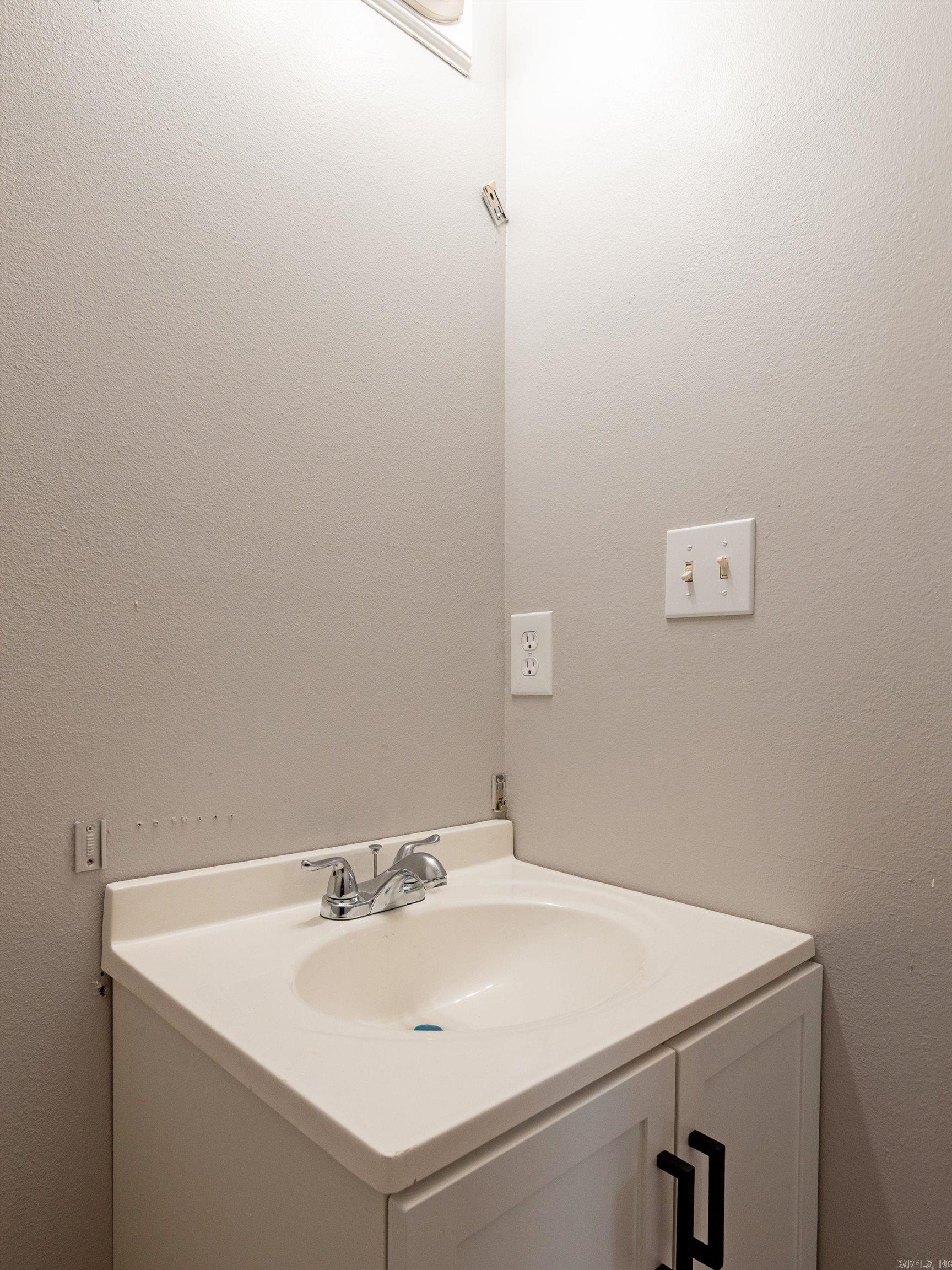 15 A Rolling Creek Property Photo 16