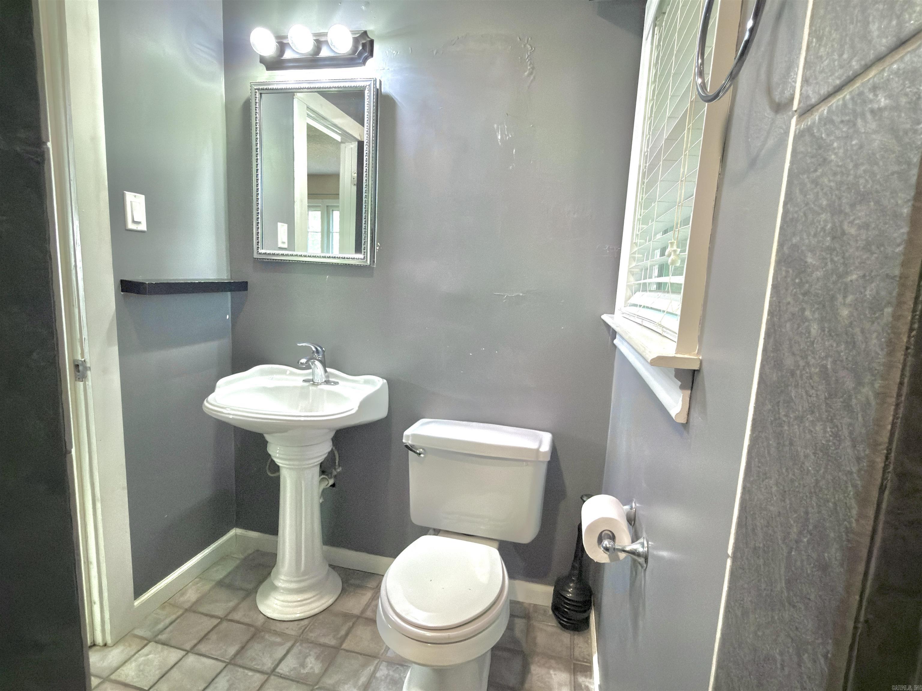 1009 Ridgetop Dr Property Photo 32