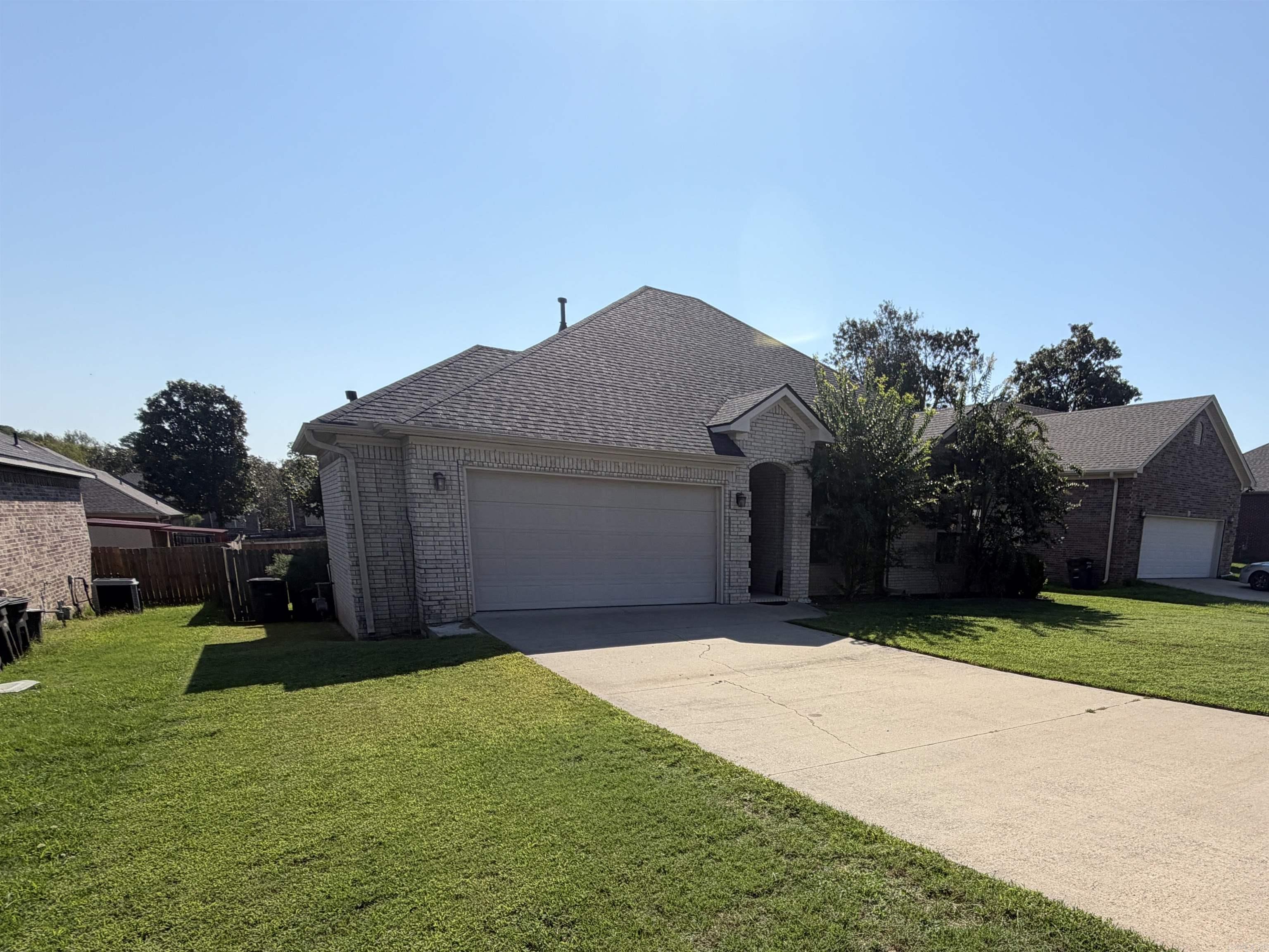 2213 Reveille Circle Property Photo 2