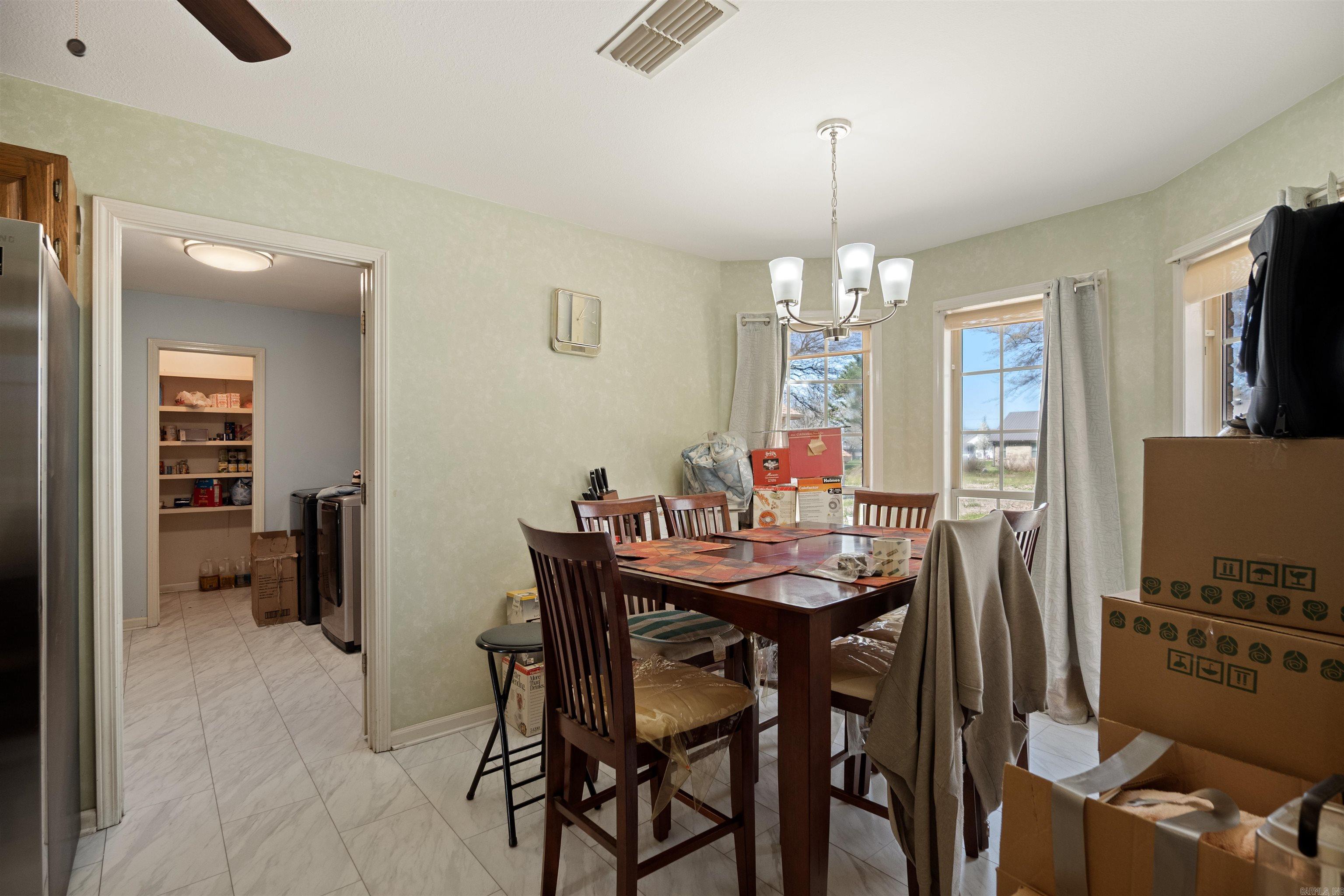 1404 Easy Street Property Photo 6