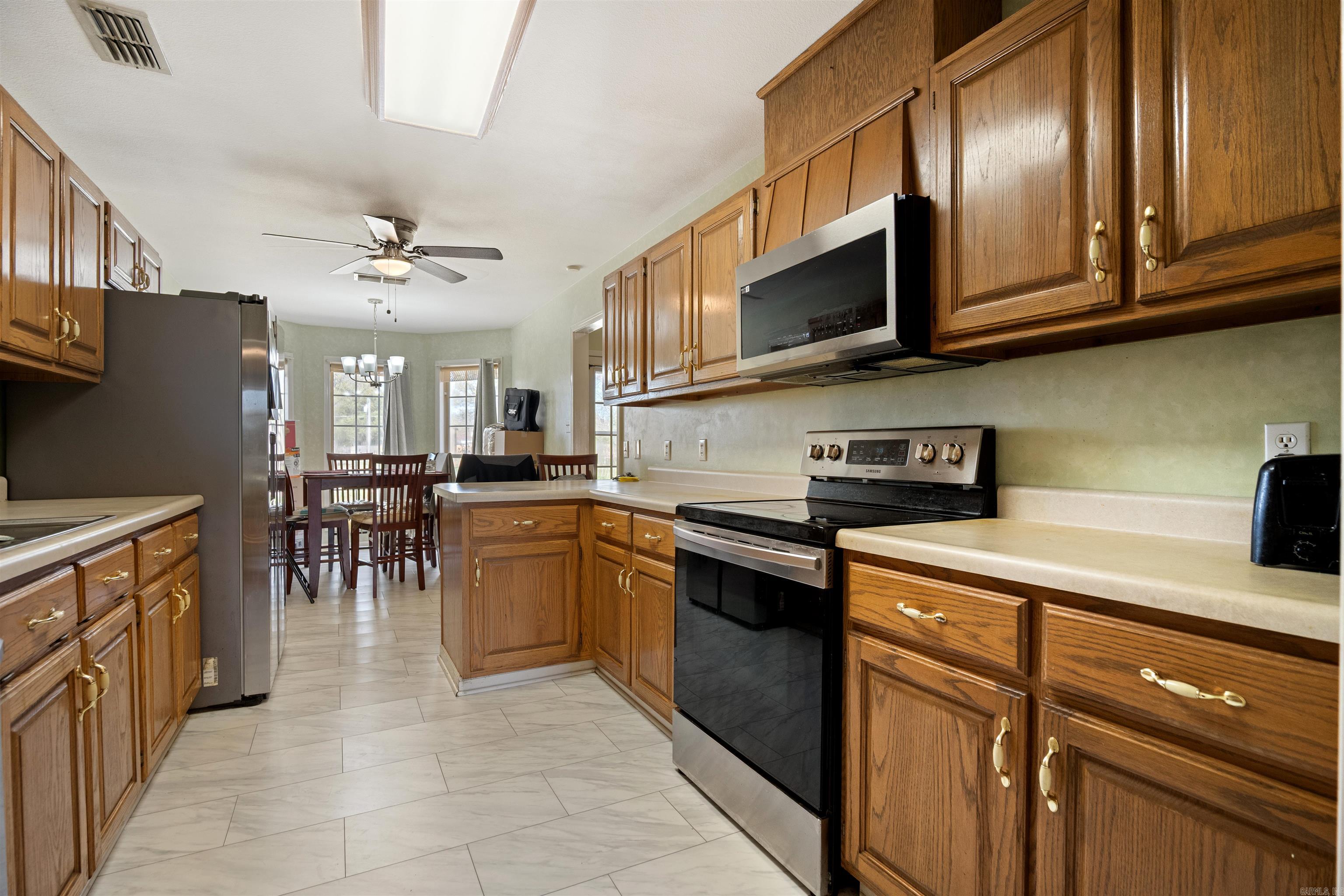 1404 Easy Street Property Photo 10