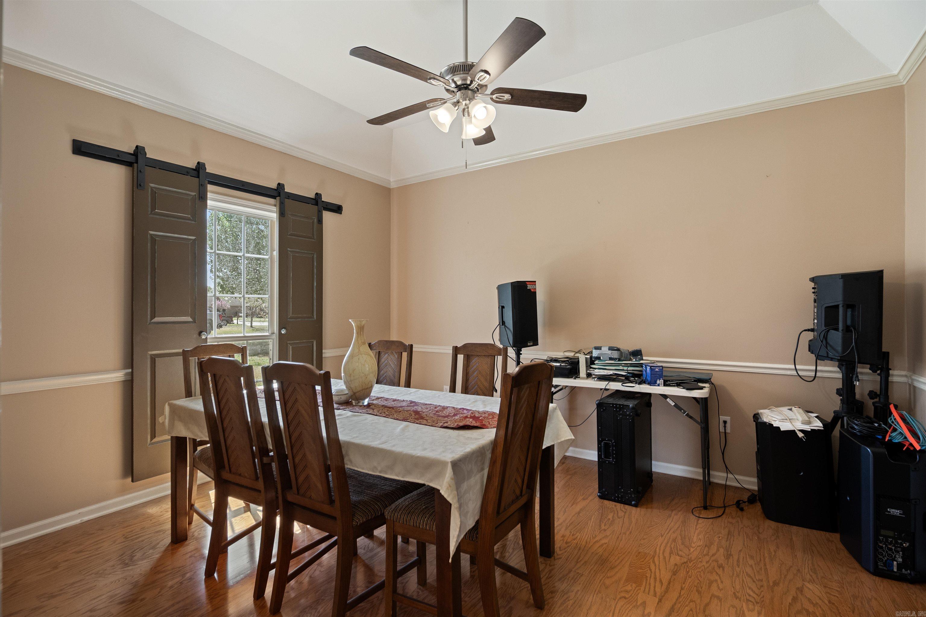 1404 Easy Street Property Photo 11