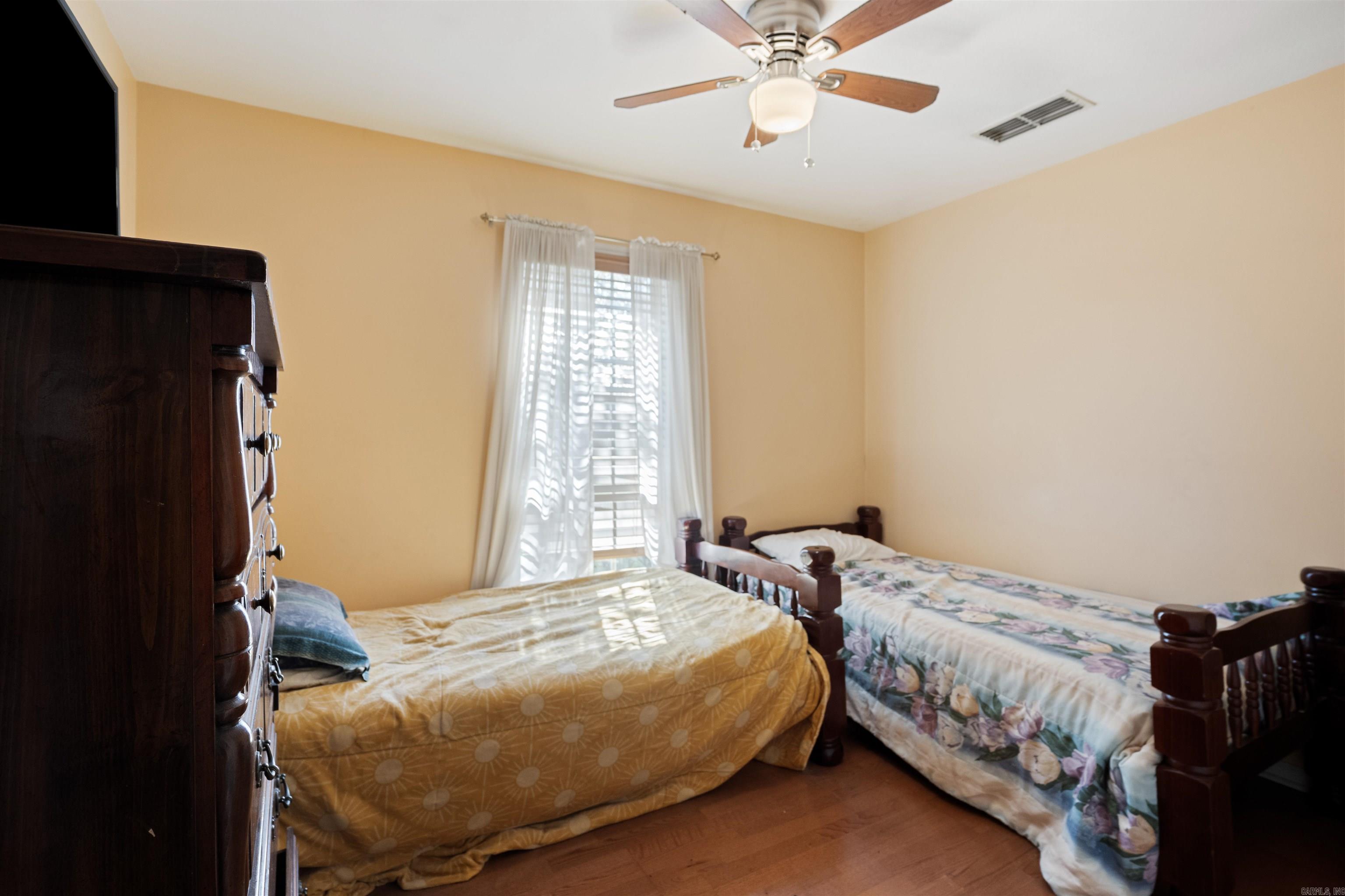 1404 Easy Street Property Photo 17