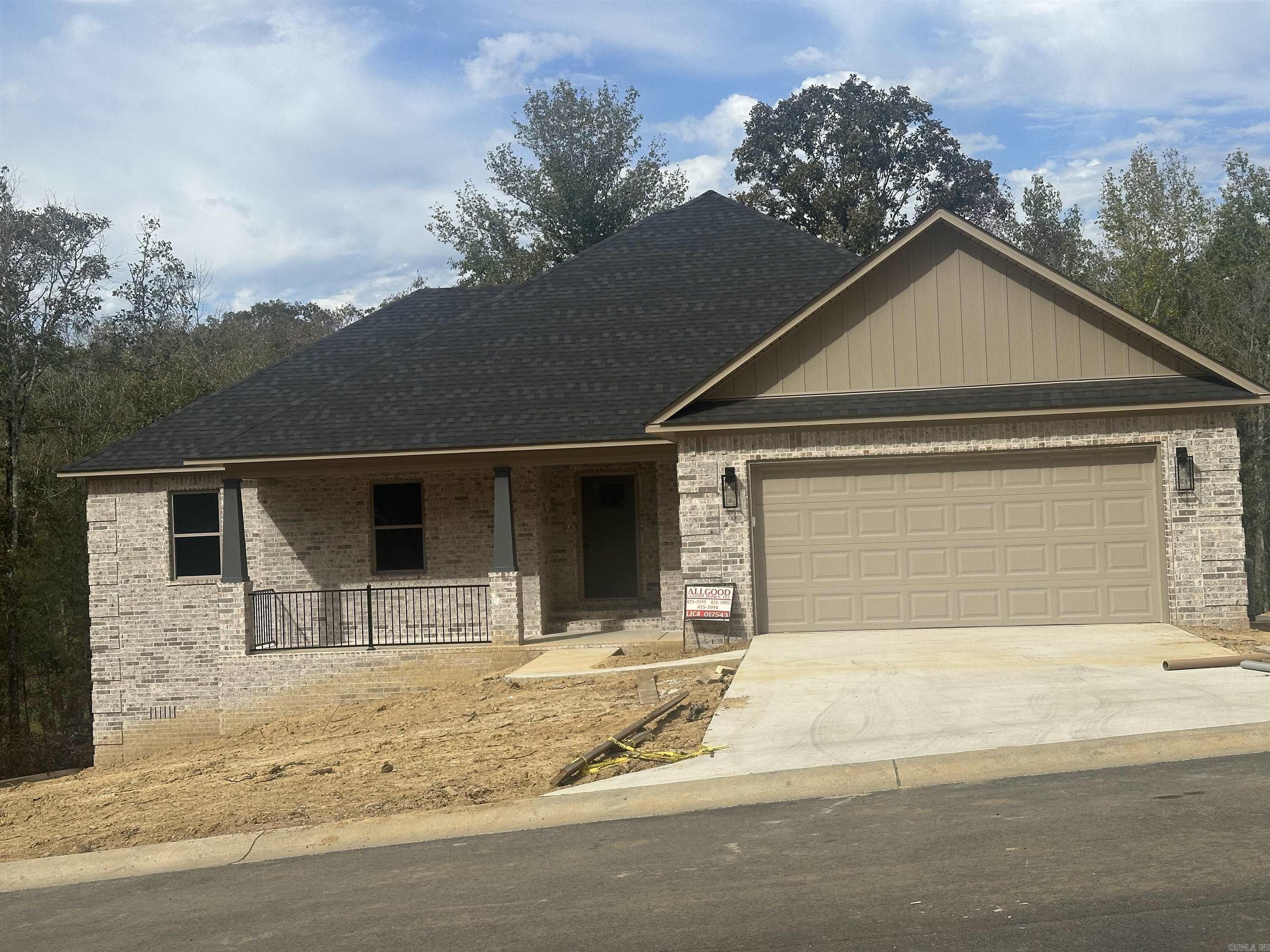 1013 Conrad Cove Property Photo 1