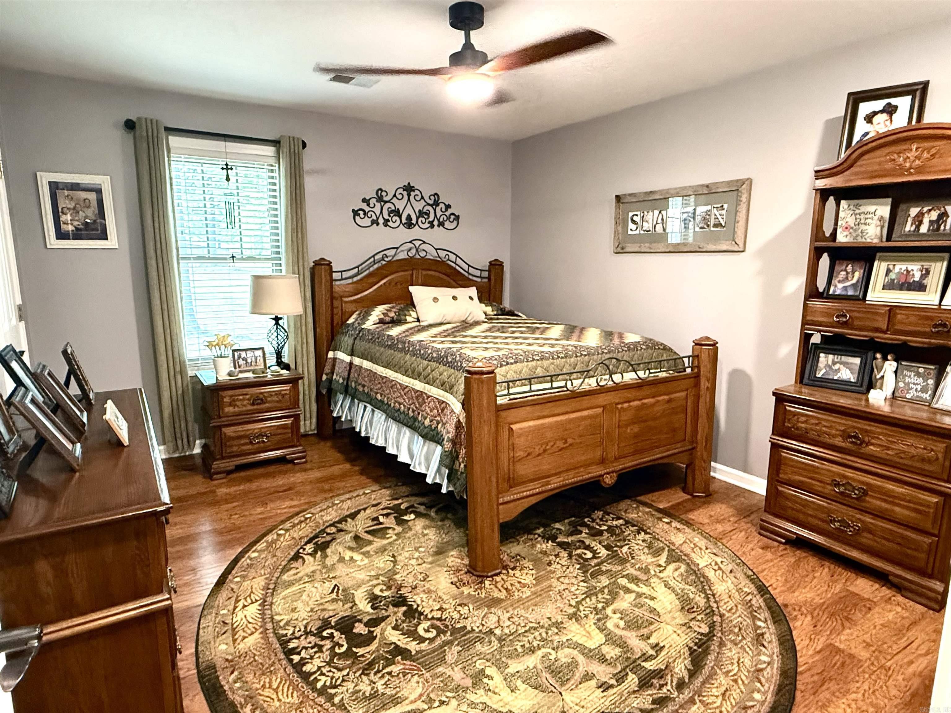 801 Hillview Property Photo 13