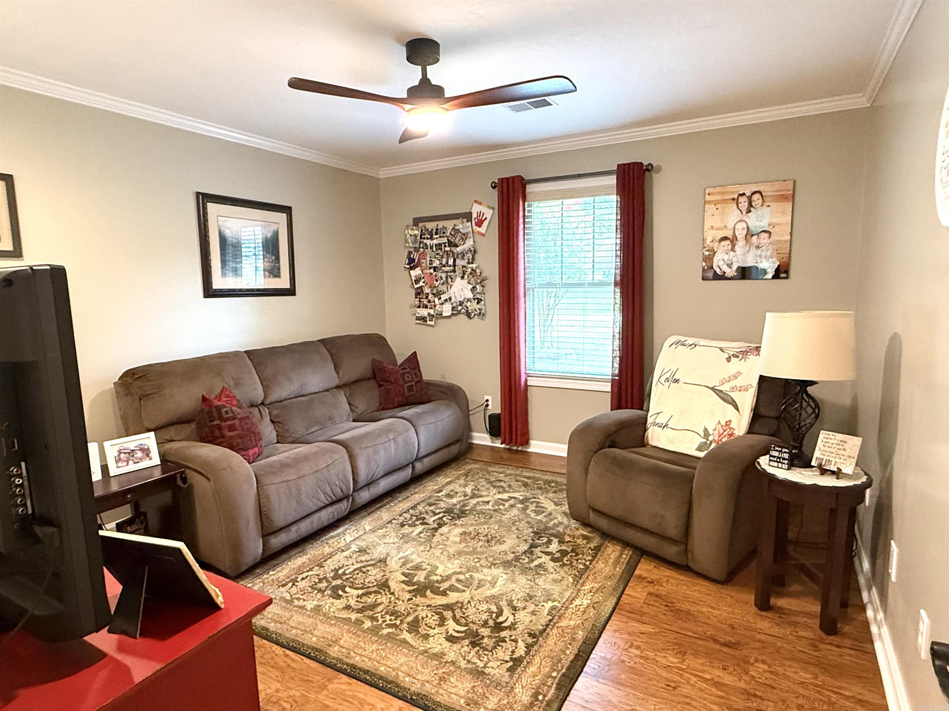 801 Hillview Property Photo 15