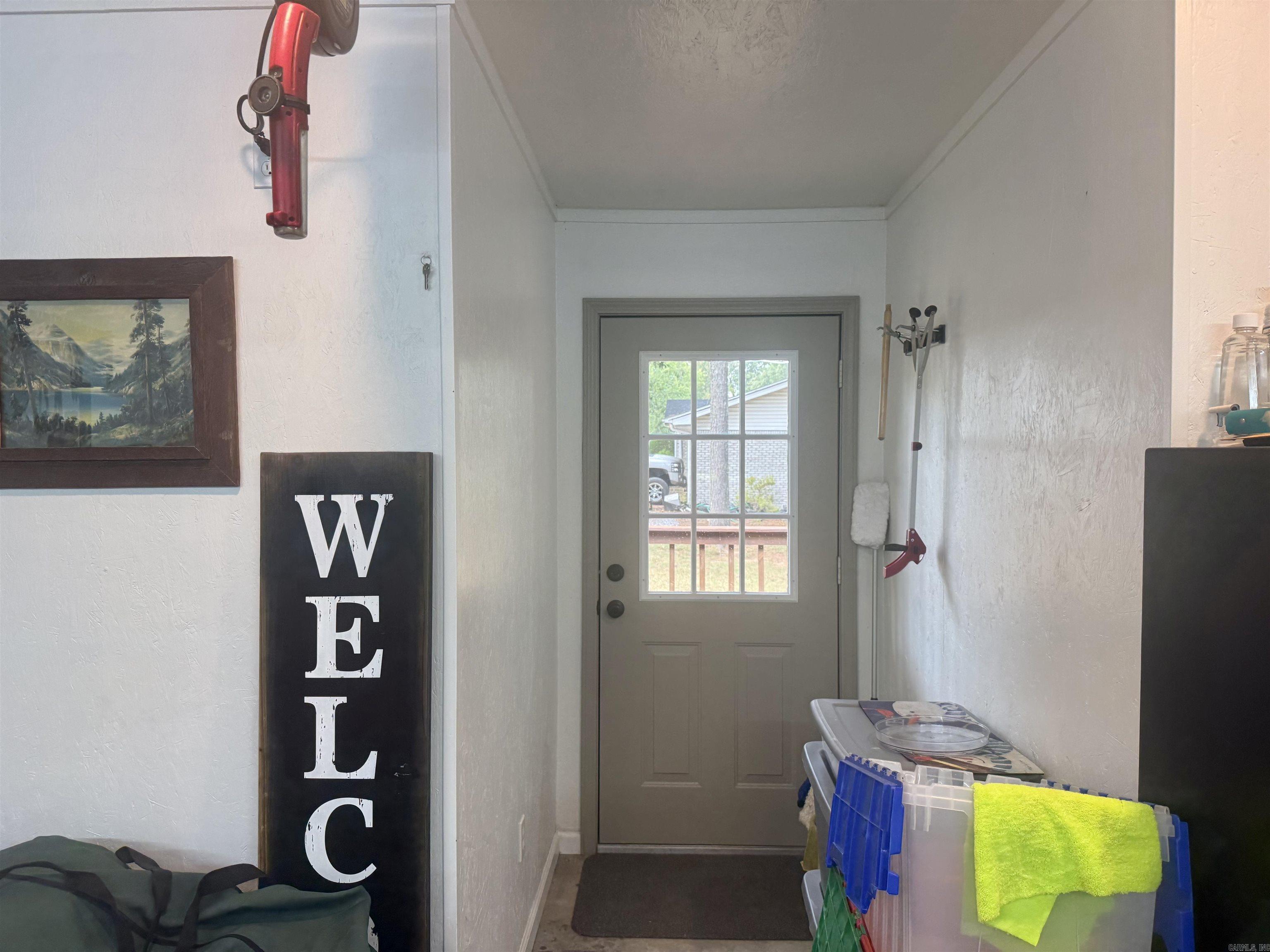 801 Hillview Property Photo 17