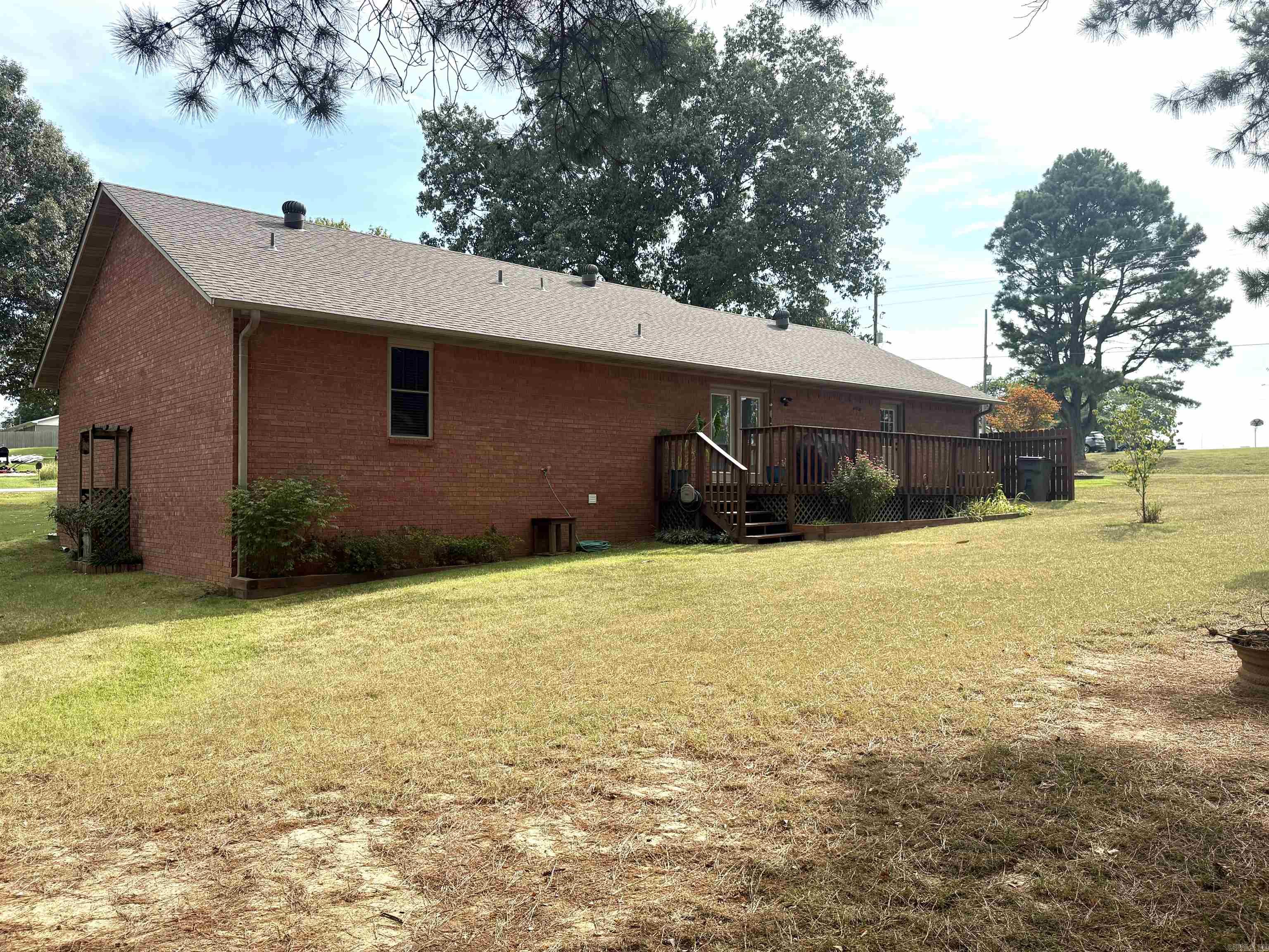 801 Hillview Property Photo 20