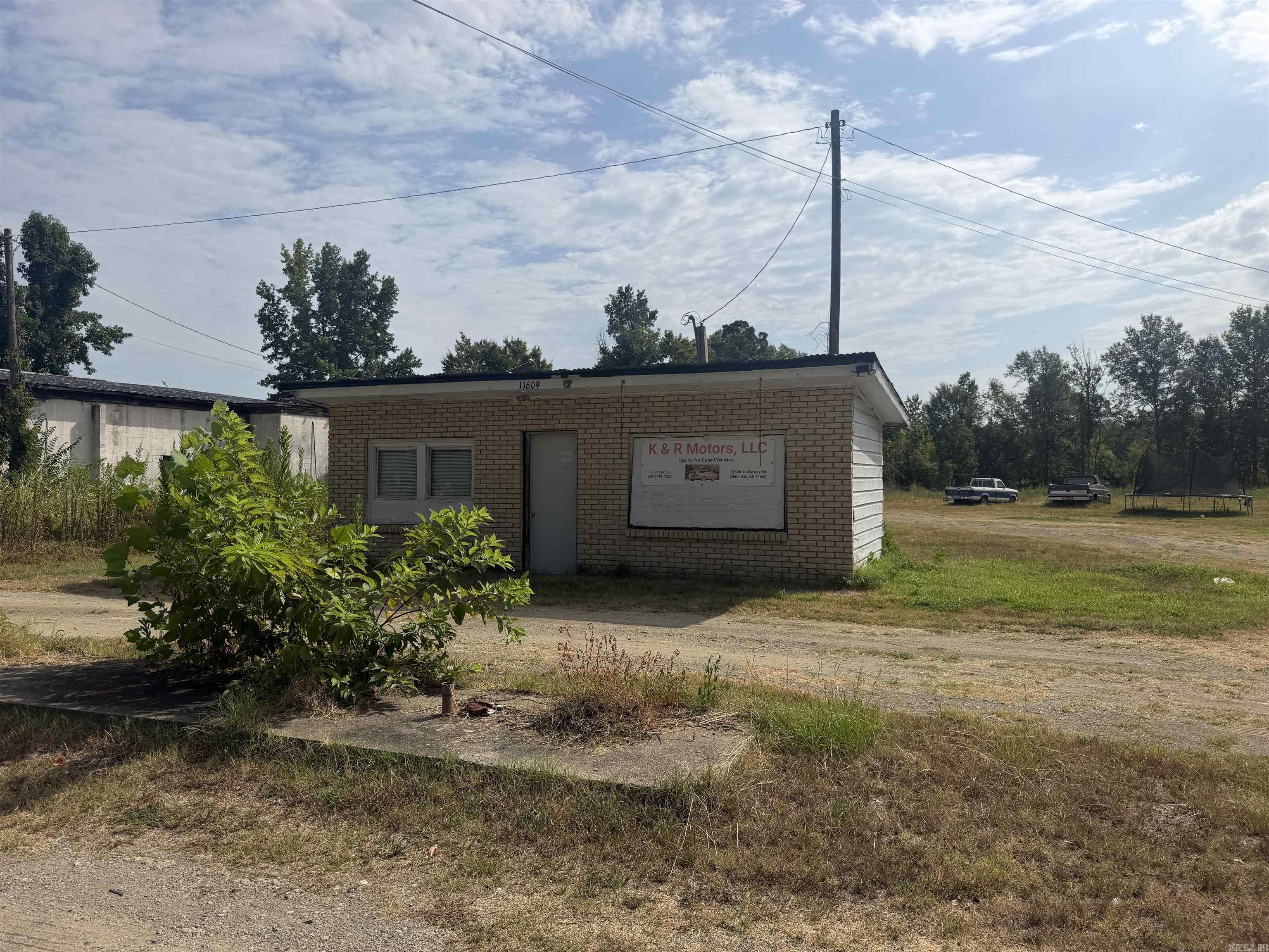 11609 Dollarway Road Property Photo 1