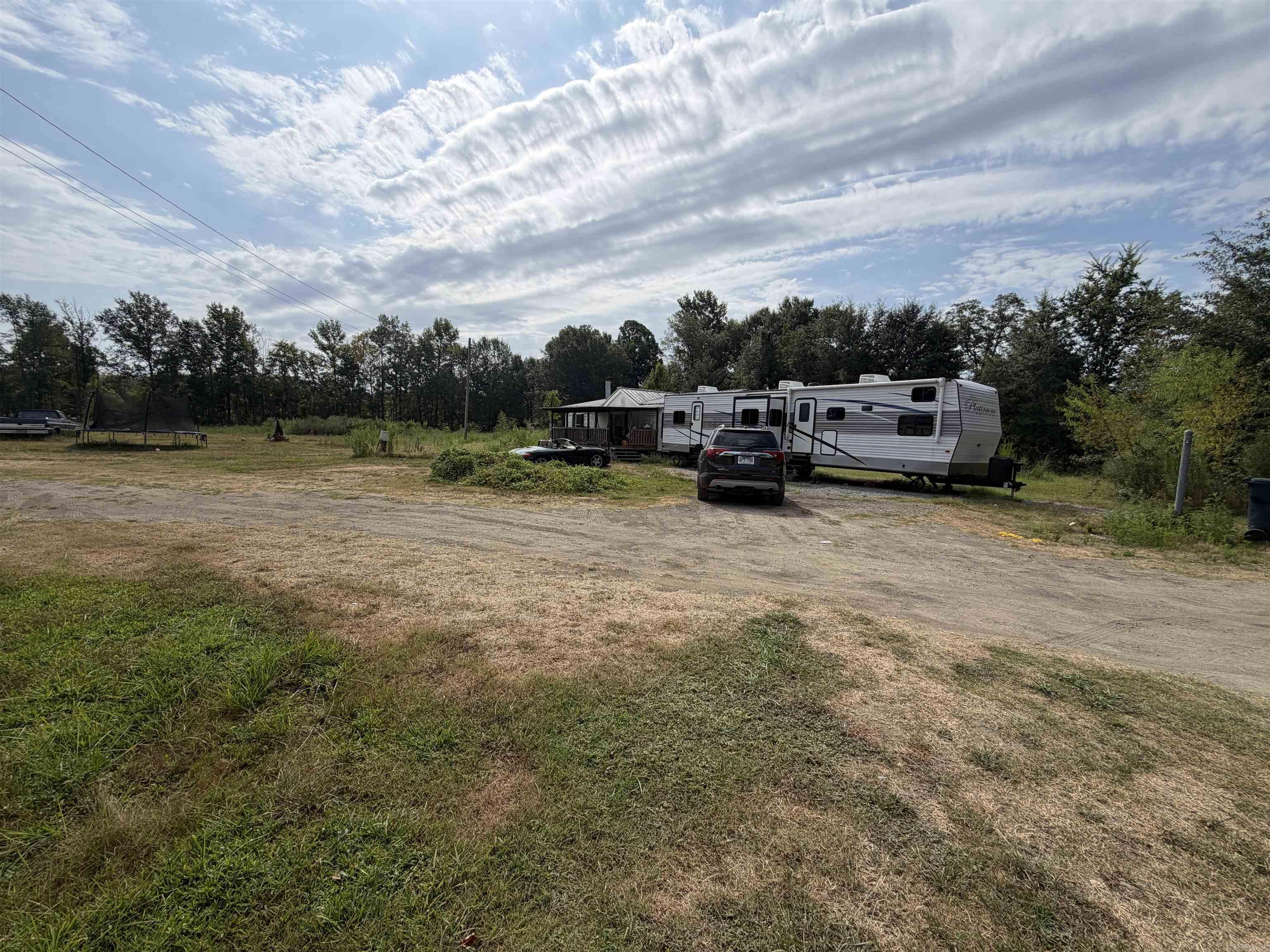 11609 Dollarway Road Property Photo 3