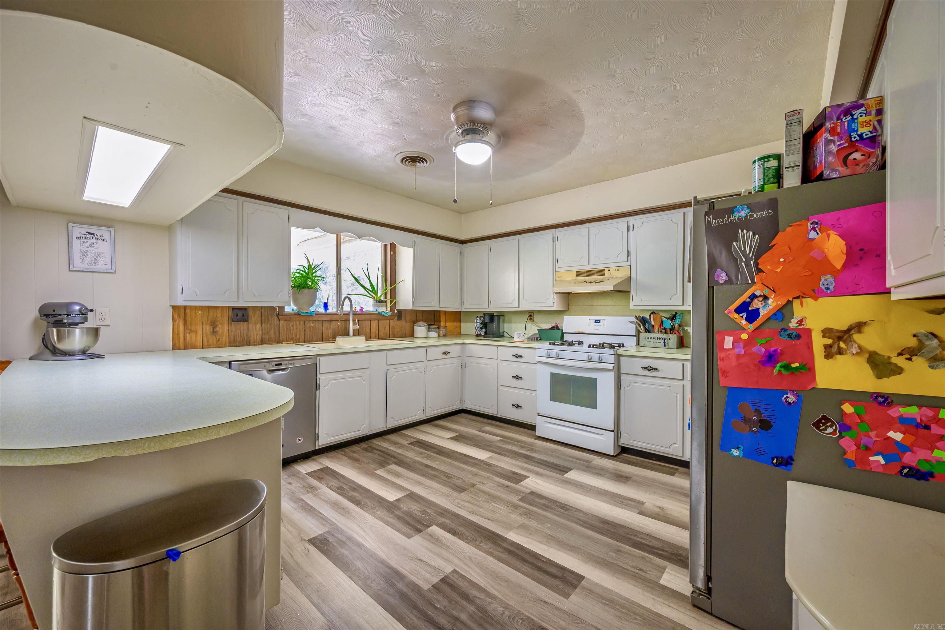 50 Tamara Street Property Photo 6