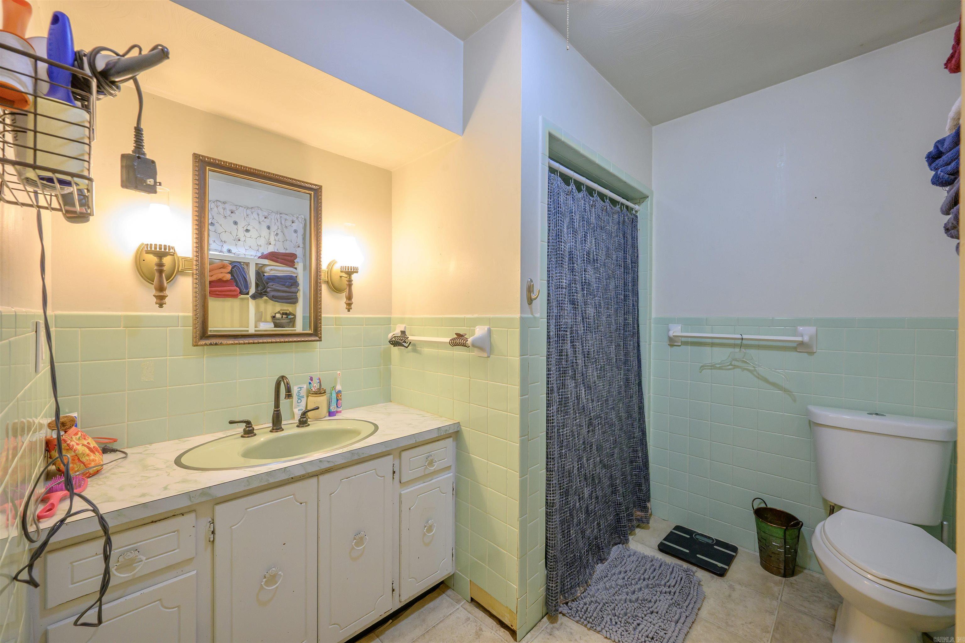 50 Tamara Street Property Photo 10