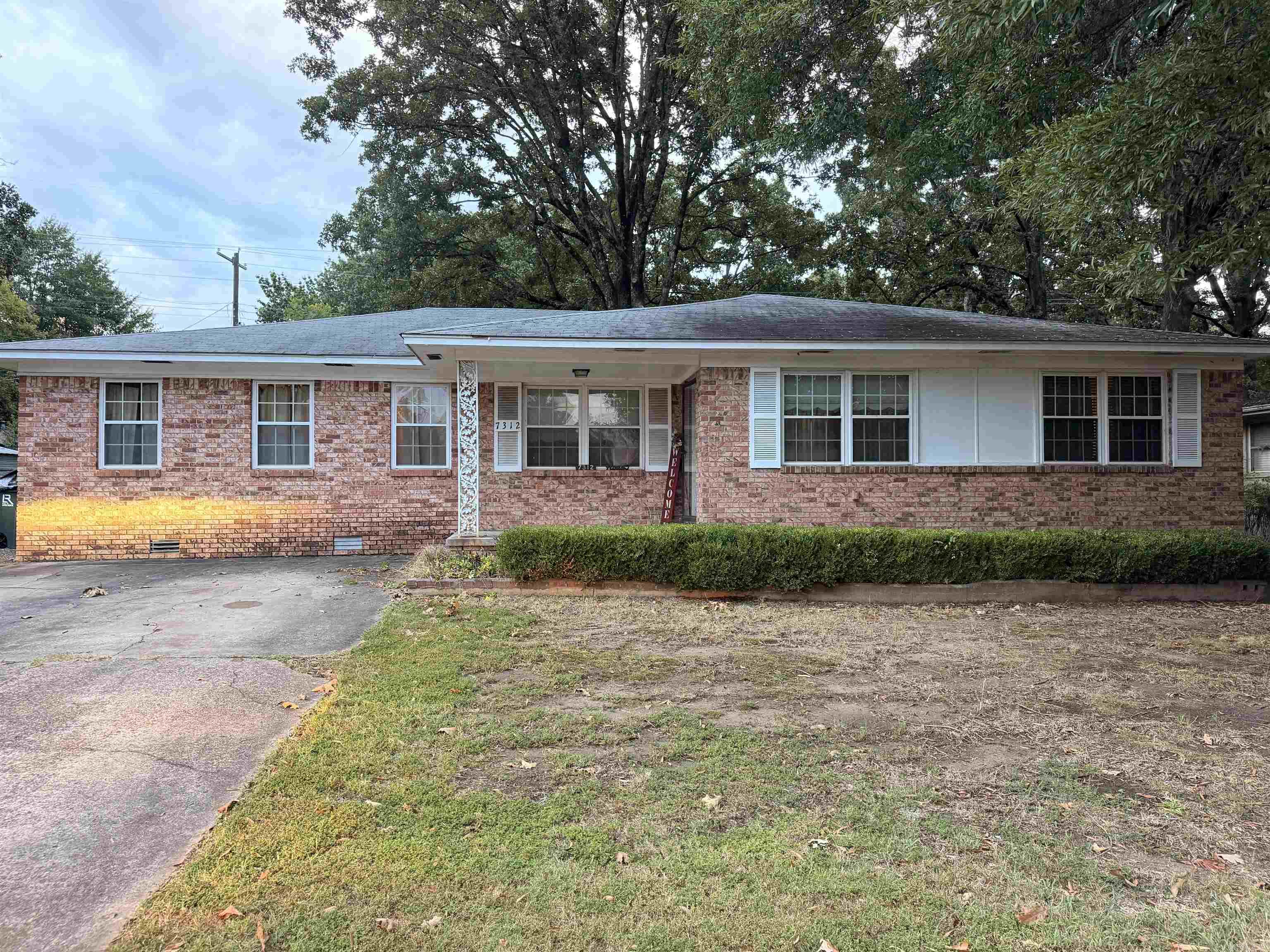 7312 Briarwood Drive Property Photo 1