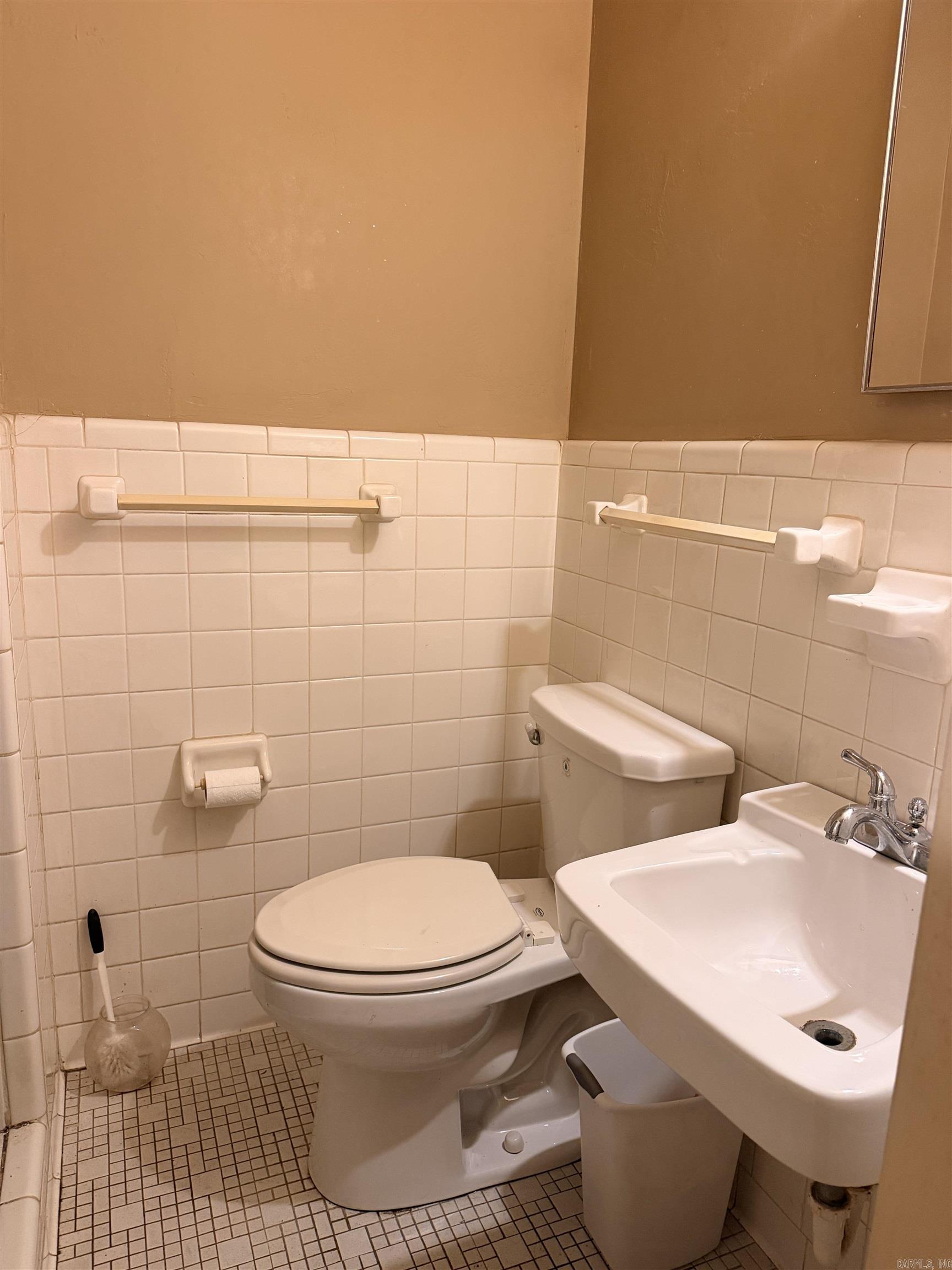 7312 Briarwood Drive Property Photo 6