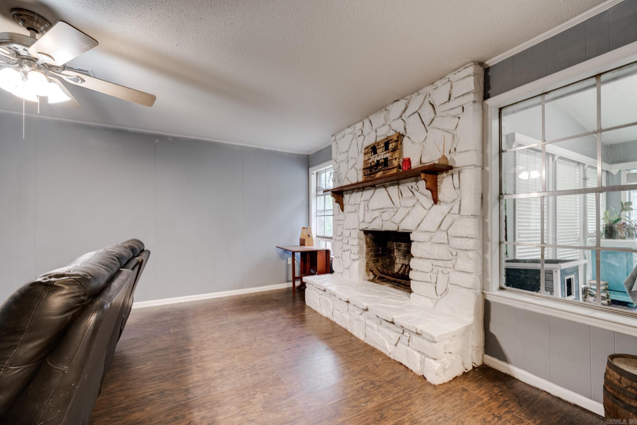 1320 Sunset Drive Property Photo 8