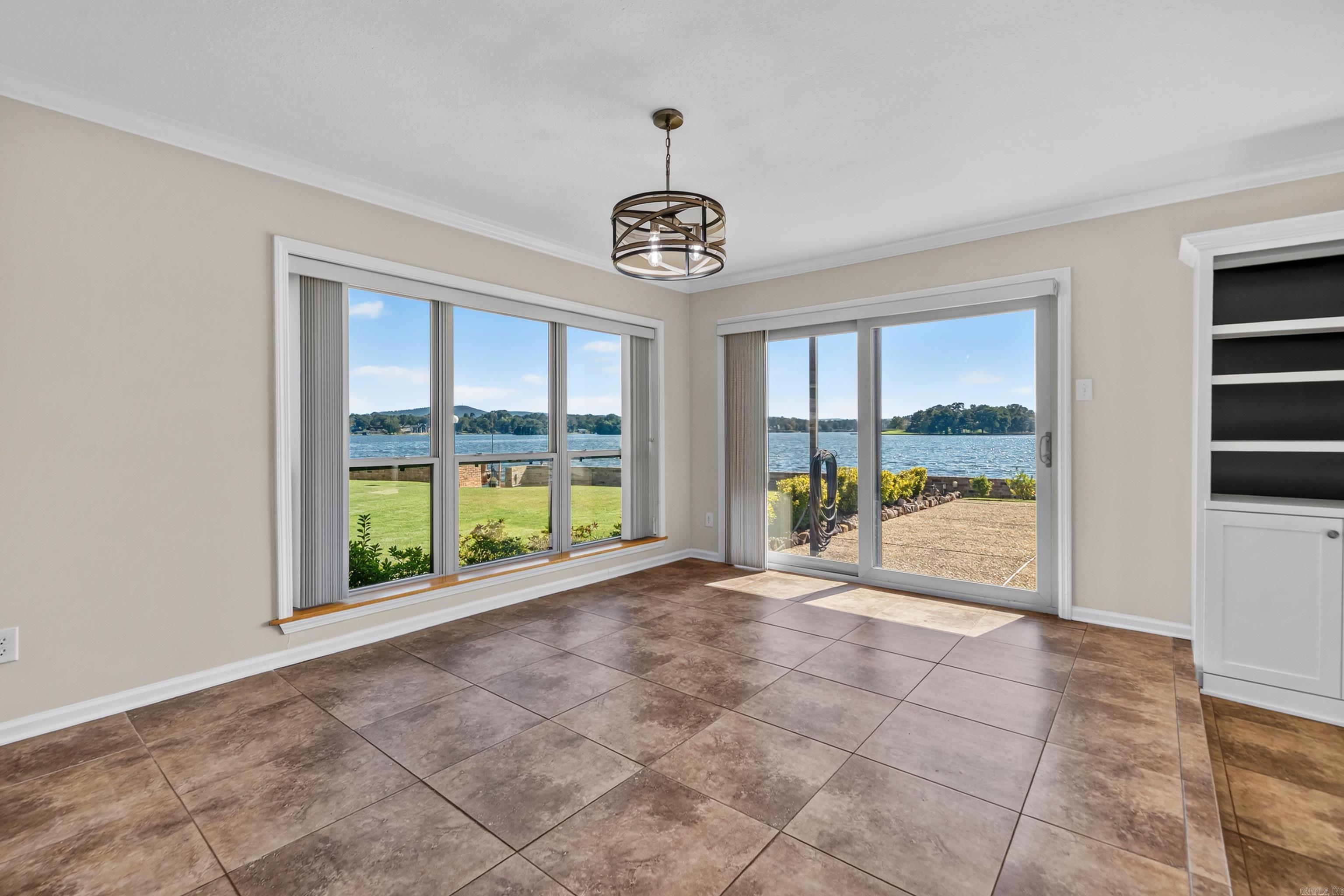 1201 Lakeshore Drive 20 Property Photo 10