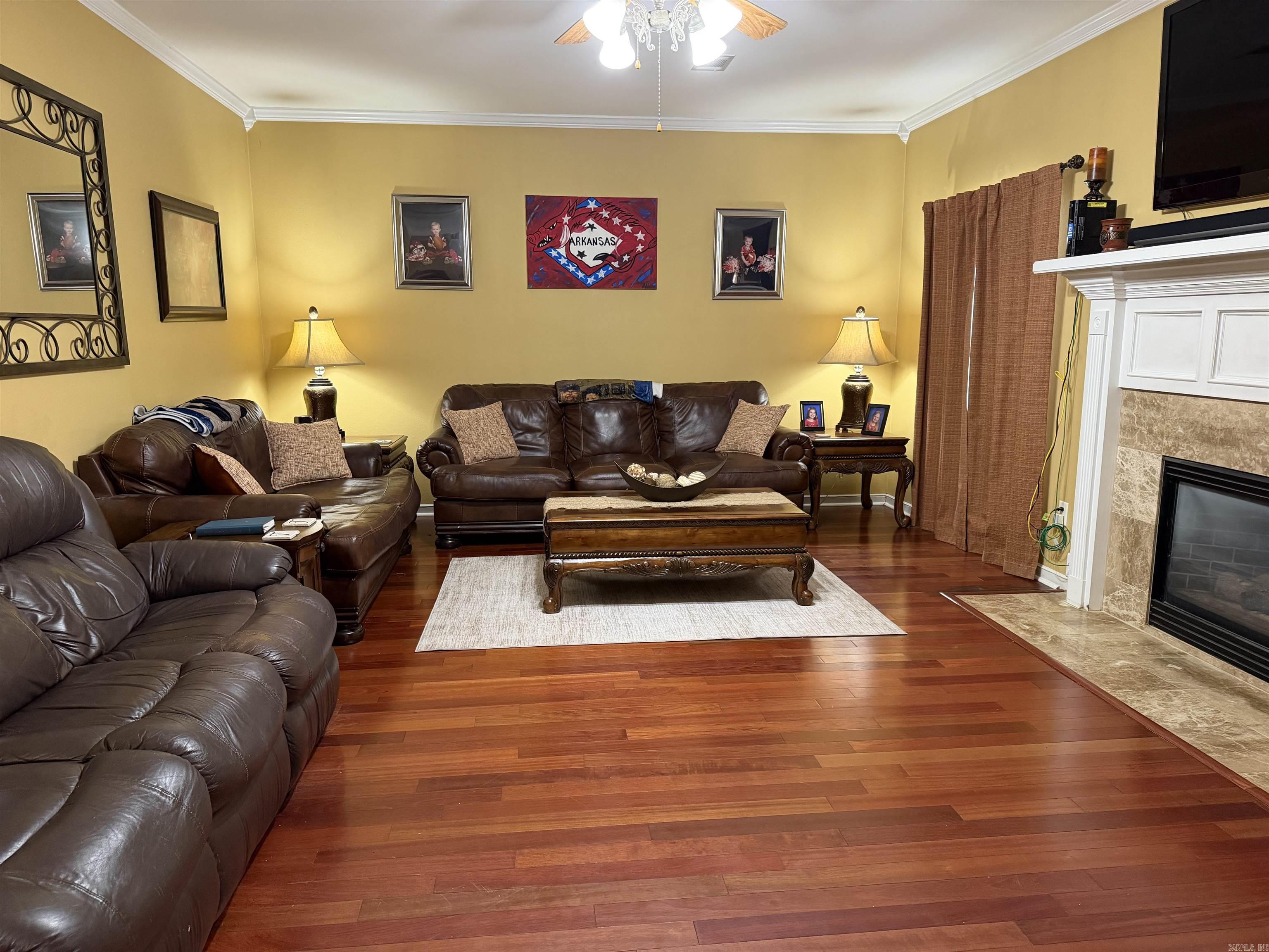 2210 S Fox Trail Property Photo 8