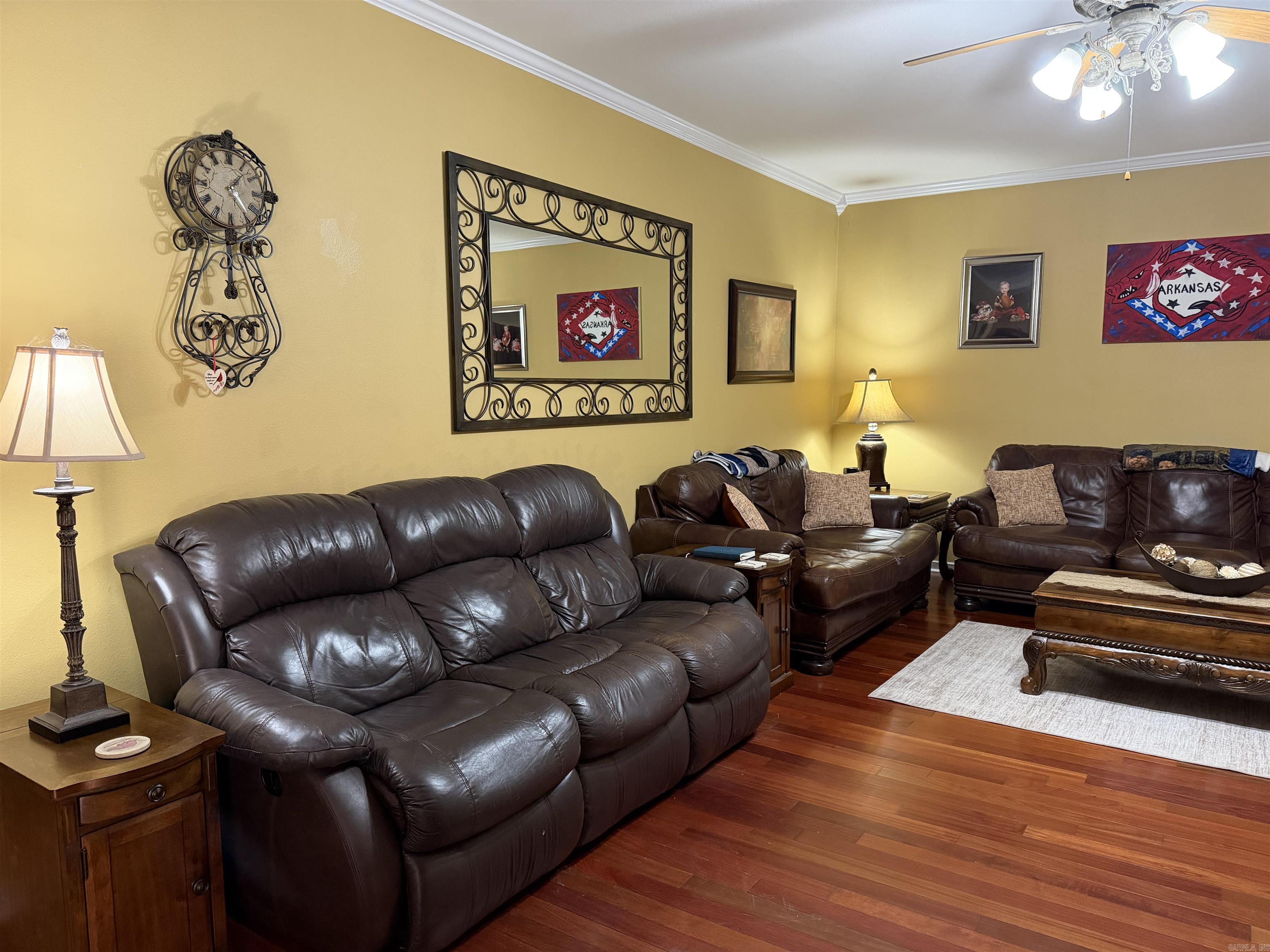 2210 S Fox Trail Property Photo 9