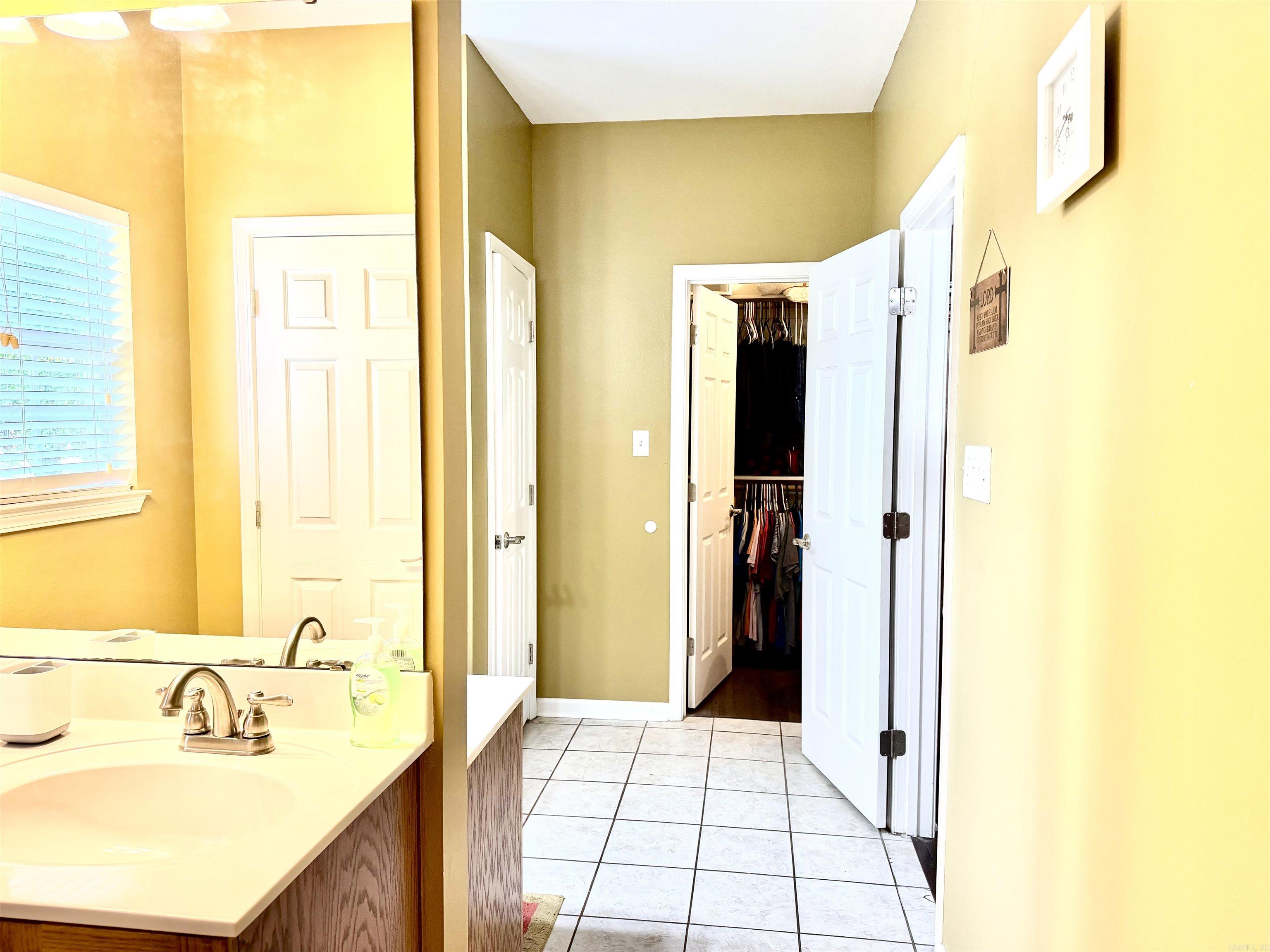 2210 S Fox Trail Property Photo 27