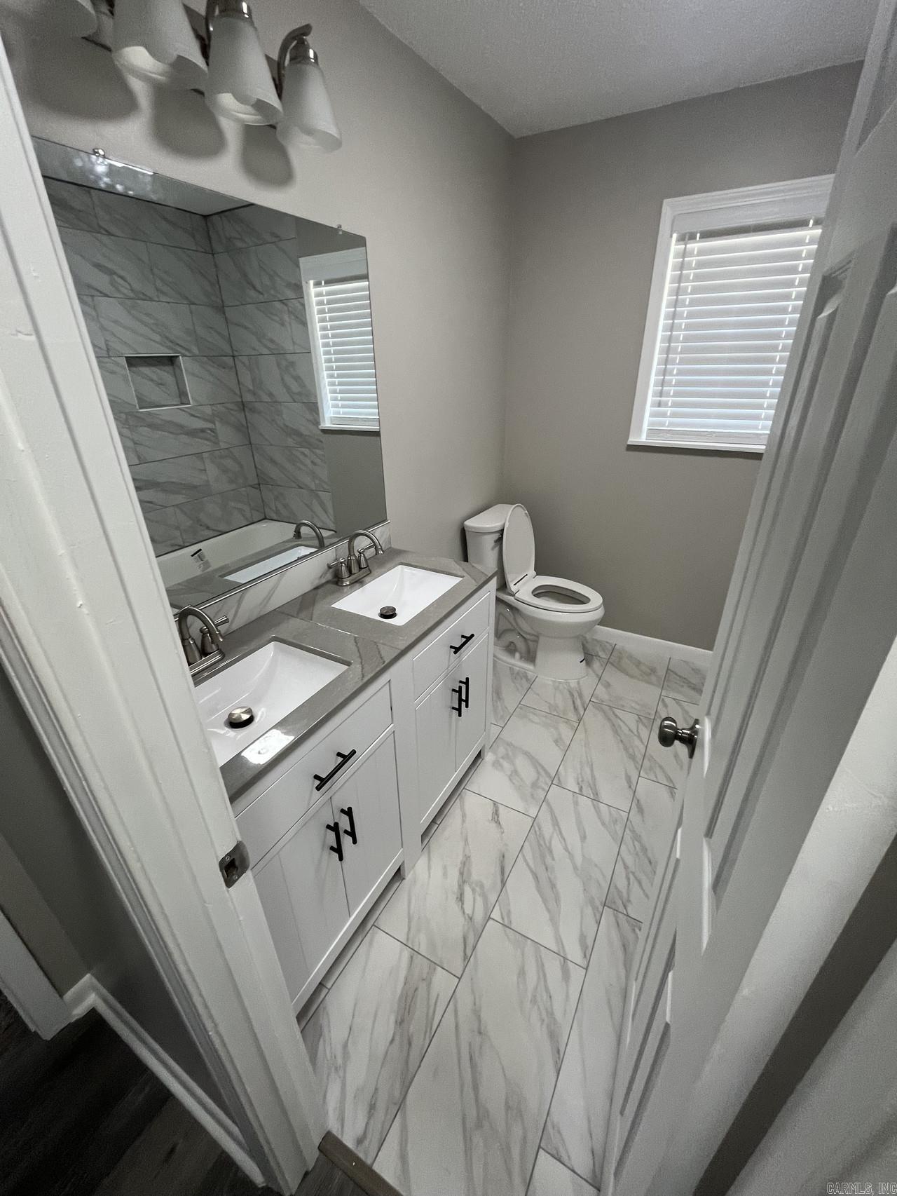1106 Franklin Street Property Photo 11